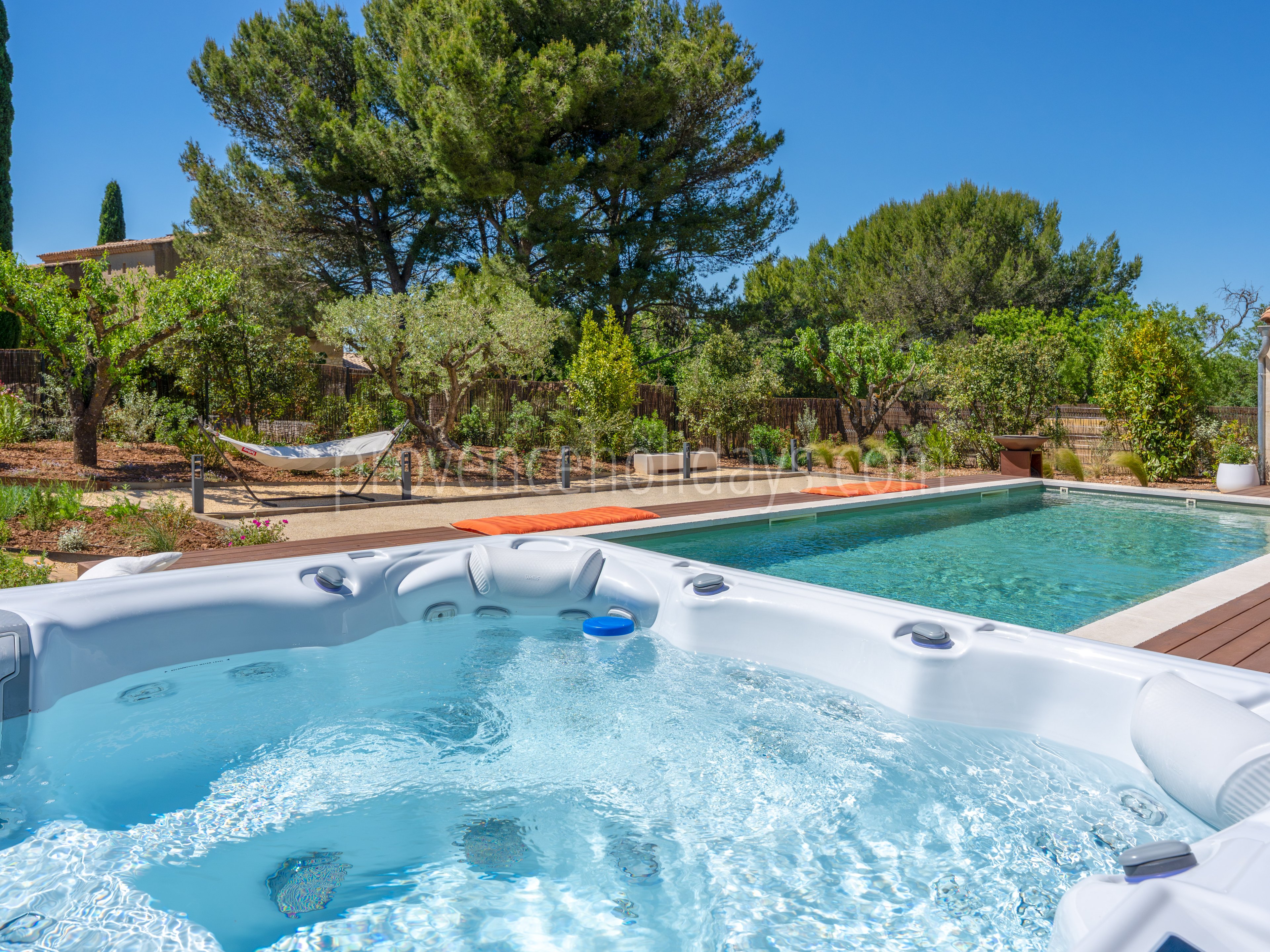 201 - Le Havre d\'Eygalières: Villa: Pool