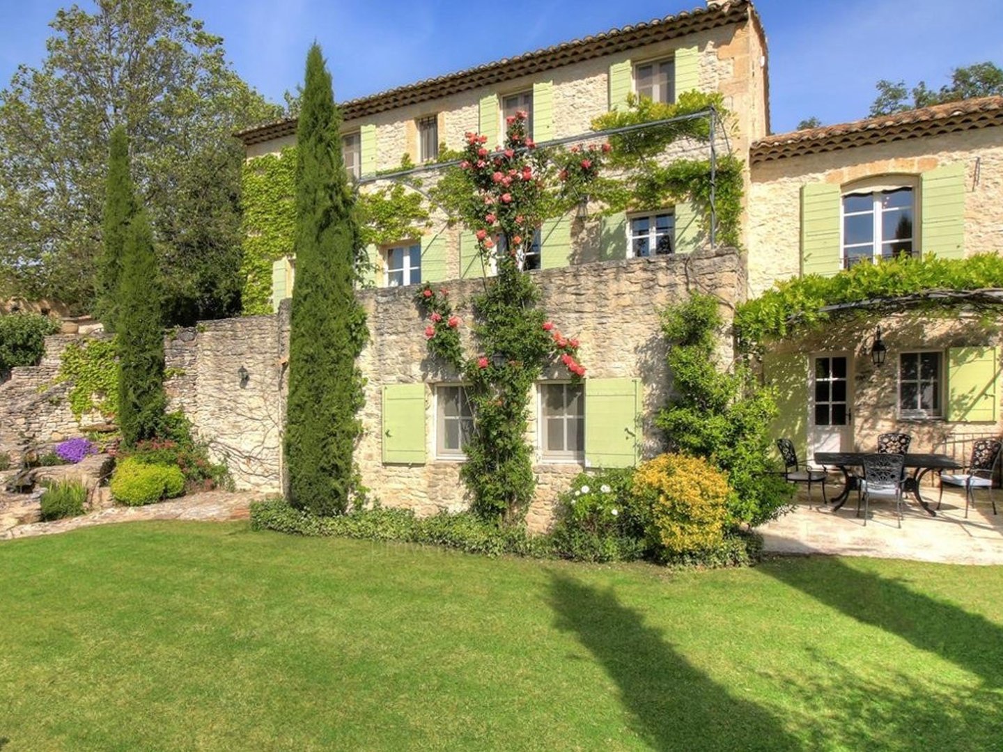 10 - Le Mas de Bonnieux: Villa: Exterior
