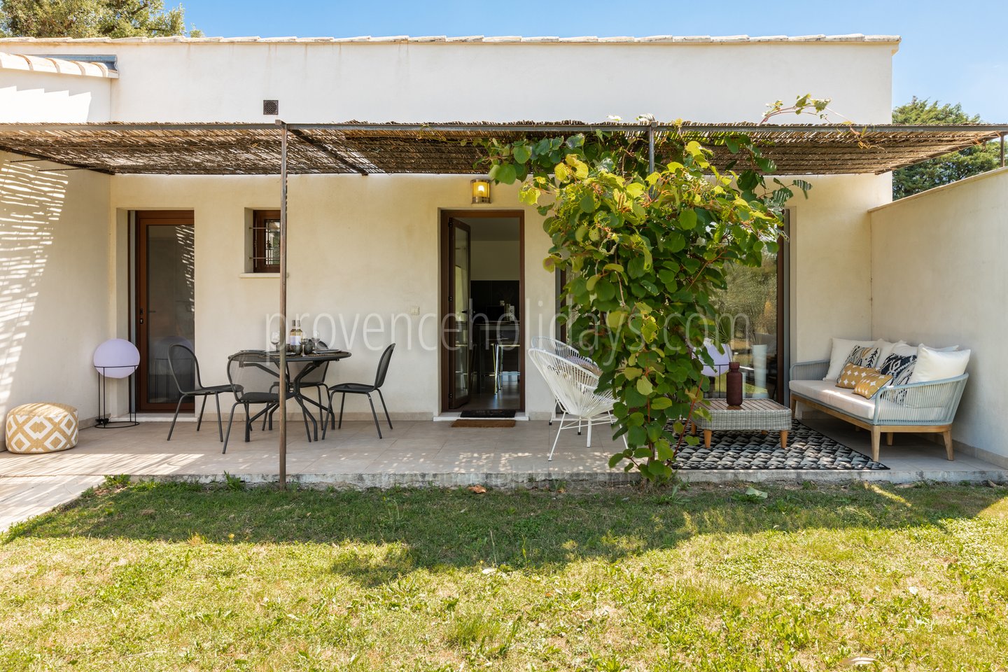 8 - Maison d\'Architecte: Villa: Exterior