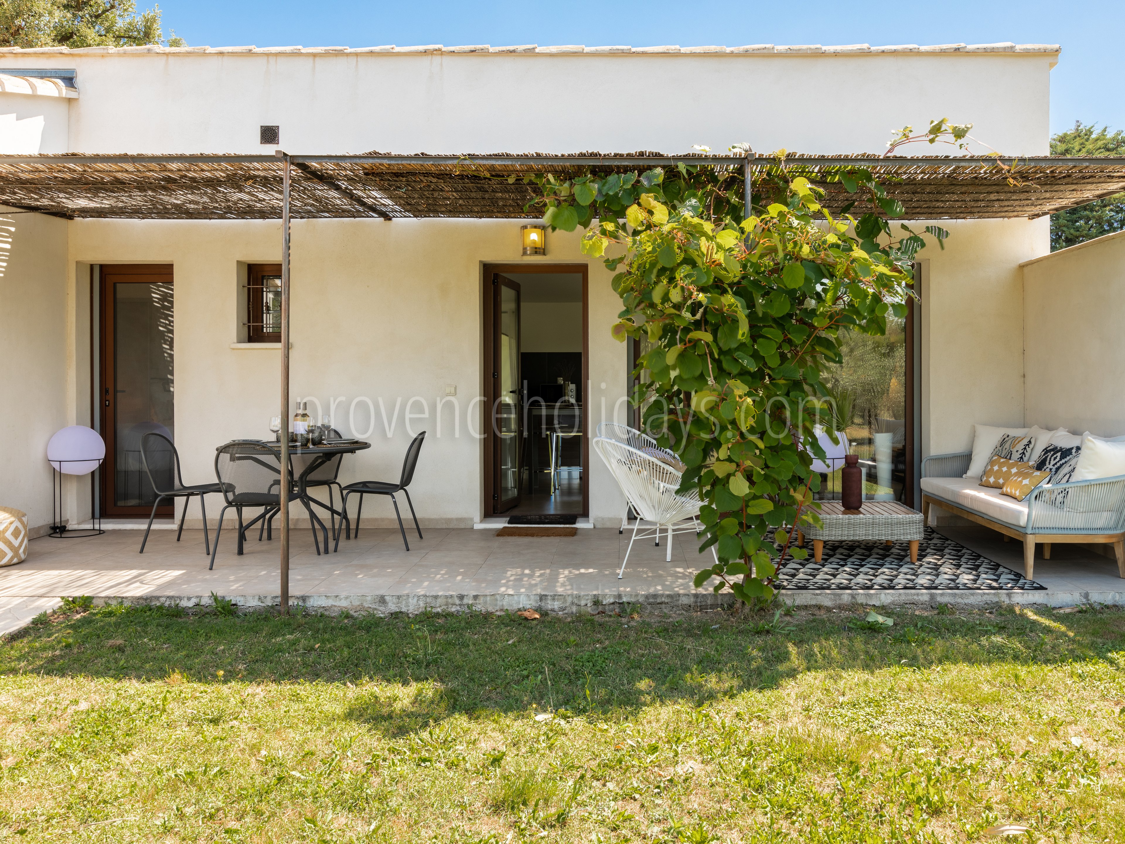 8 - Maison d\'Architecte: Villa: Exterior