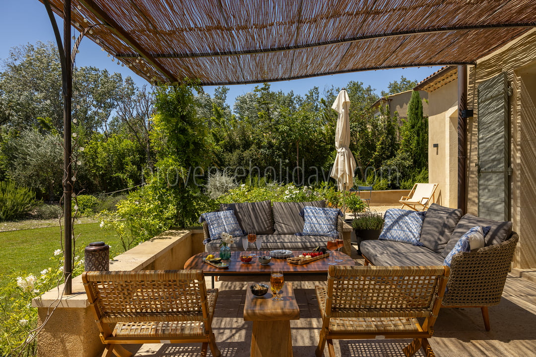 4 - Villa Rubis: Villa: Exterior
