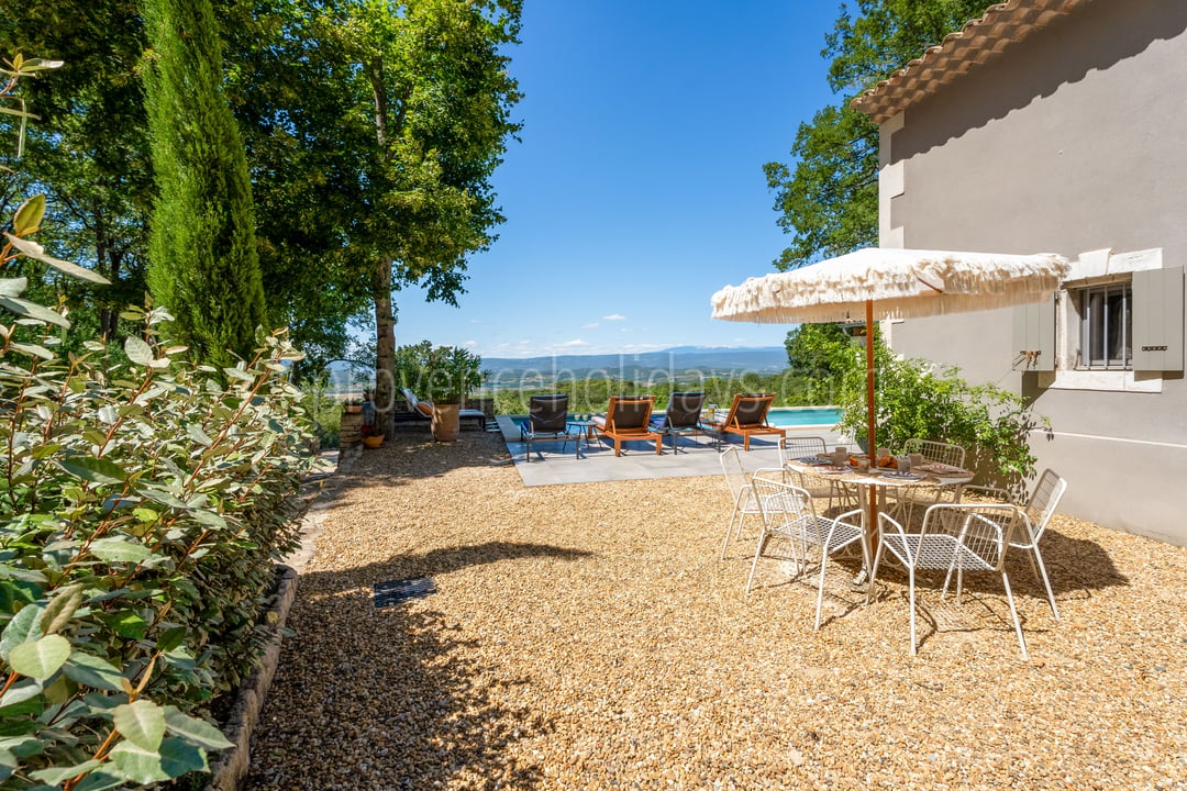 25 - Villa Horizon: Villa: Exterior