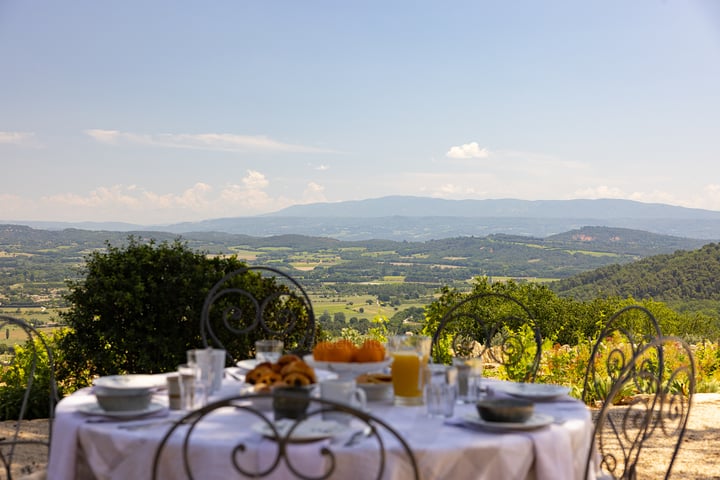 Βίλα διακοπών σε Gordes, Το Luberon