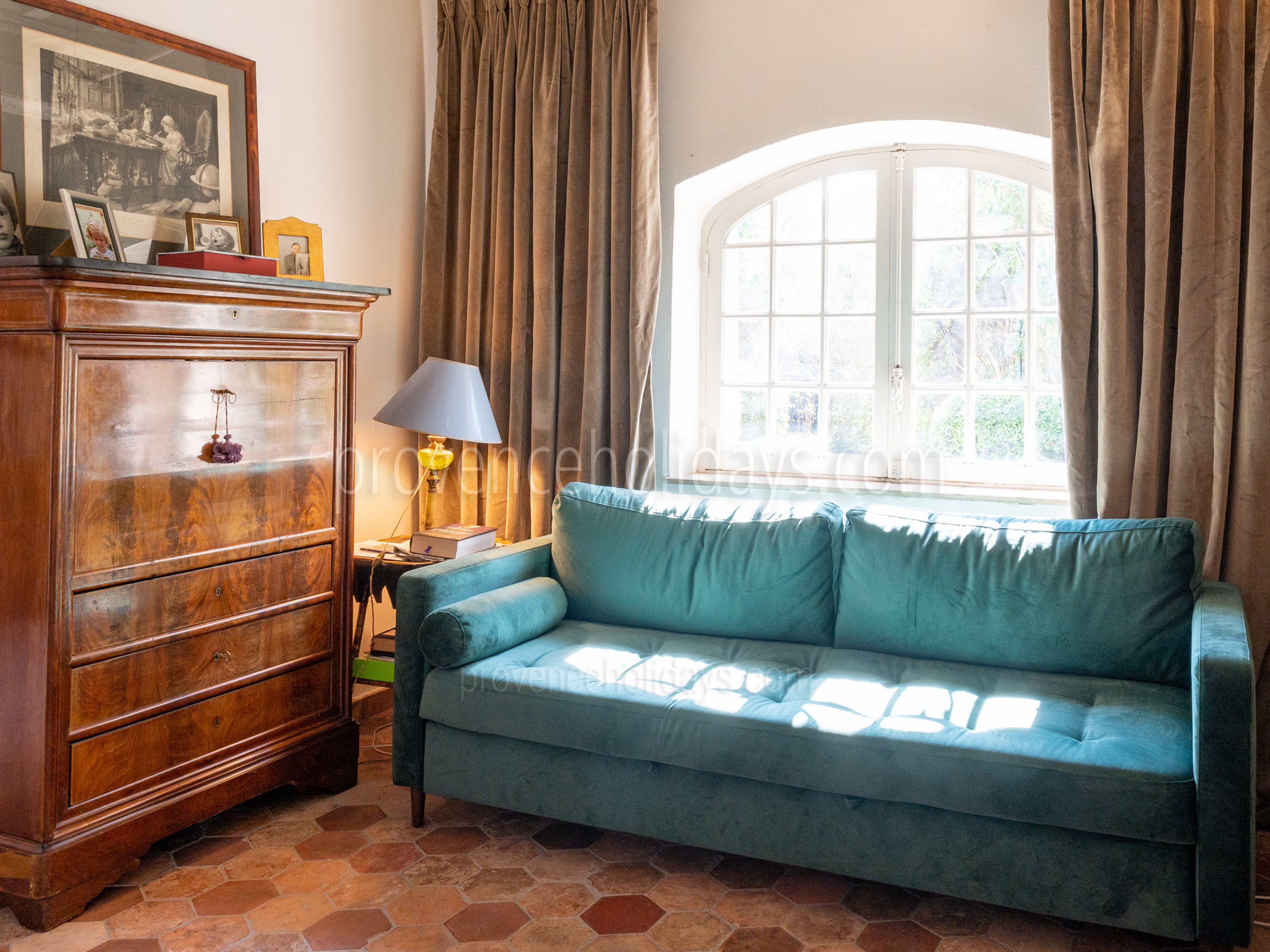 17 - Mas des Valettes: Villa: Interior