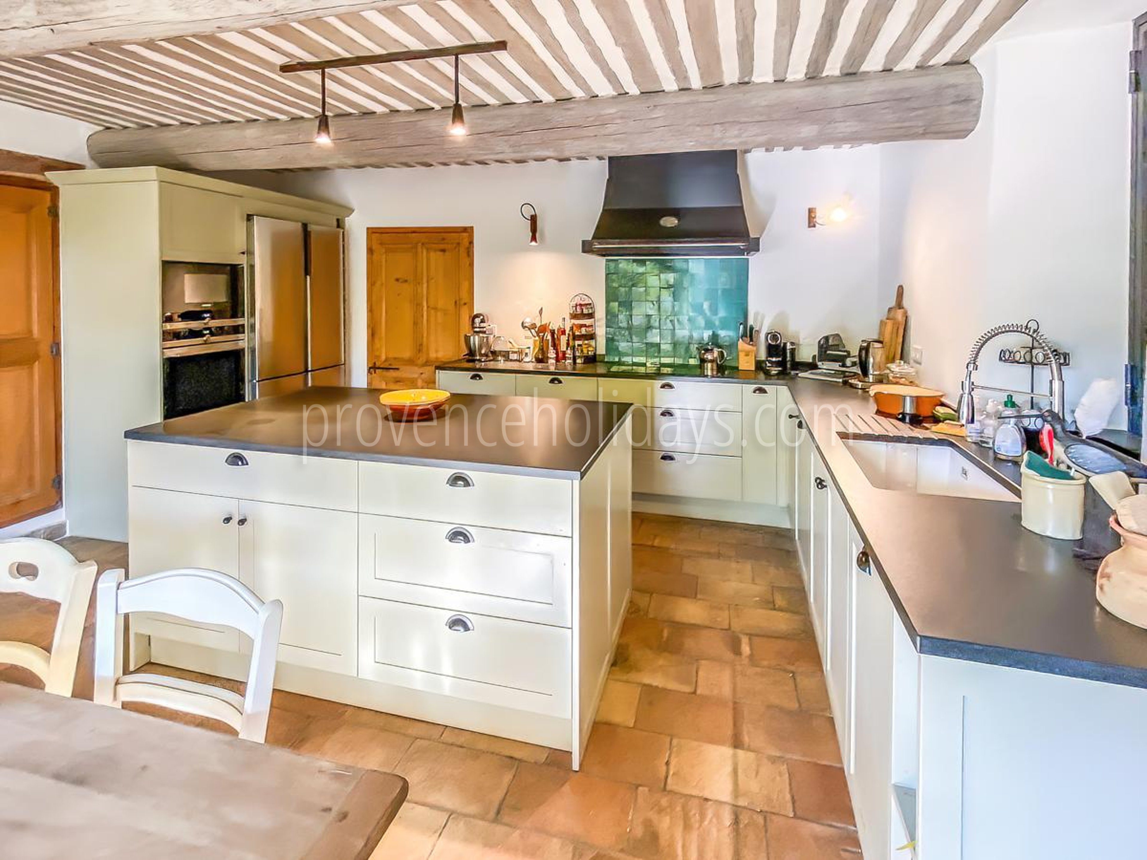 39 - Le Refuge du Soleil: Villa: Interior