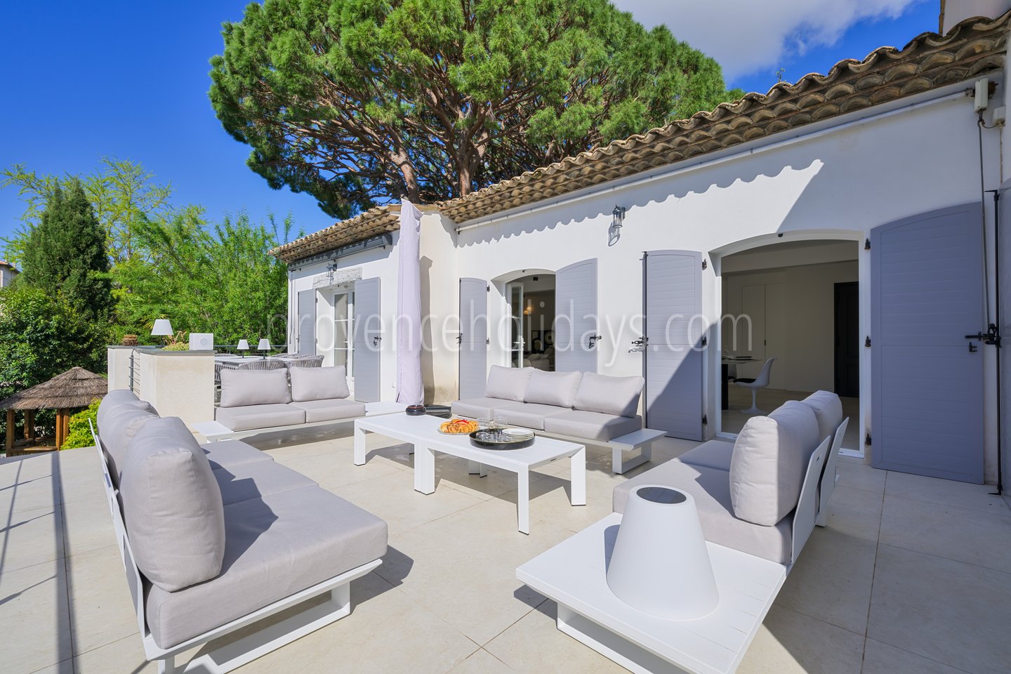 43 - Villa Croisette: Villa: Exterior