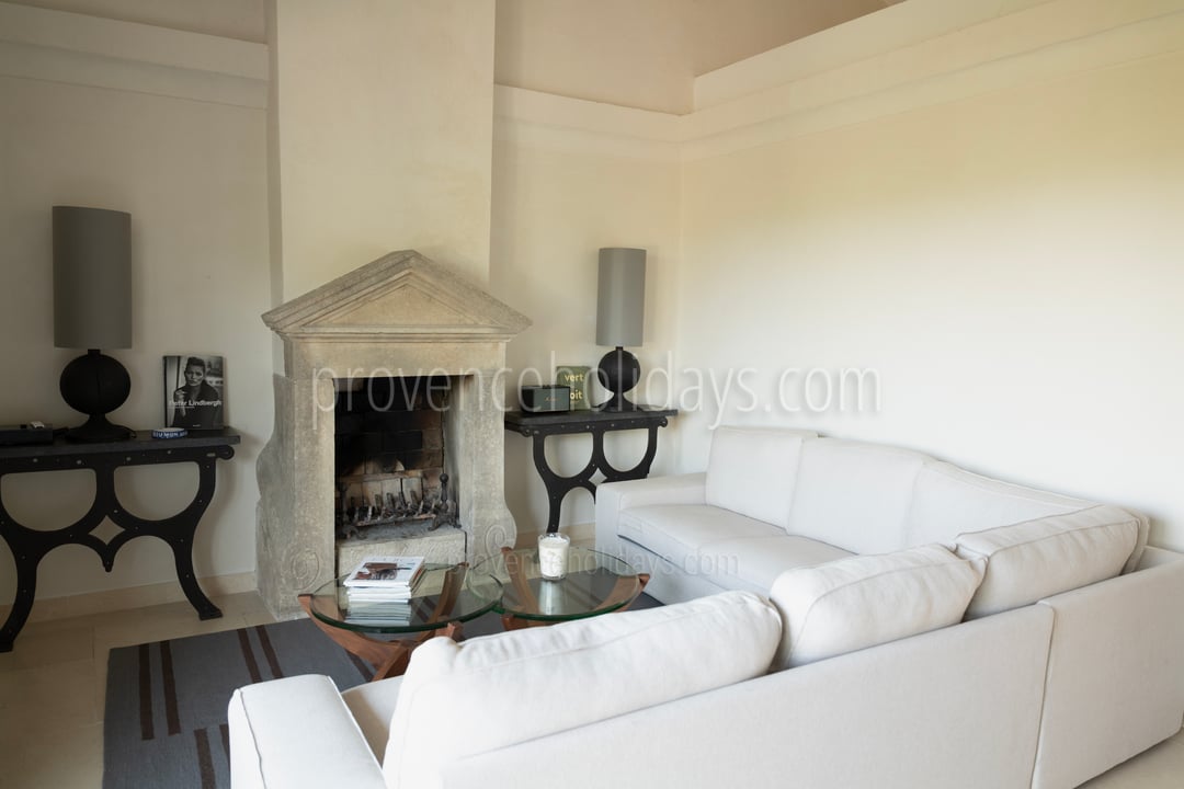 20 - Villa les Pins: Villa: Interior