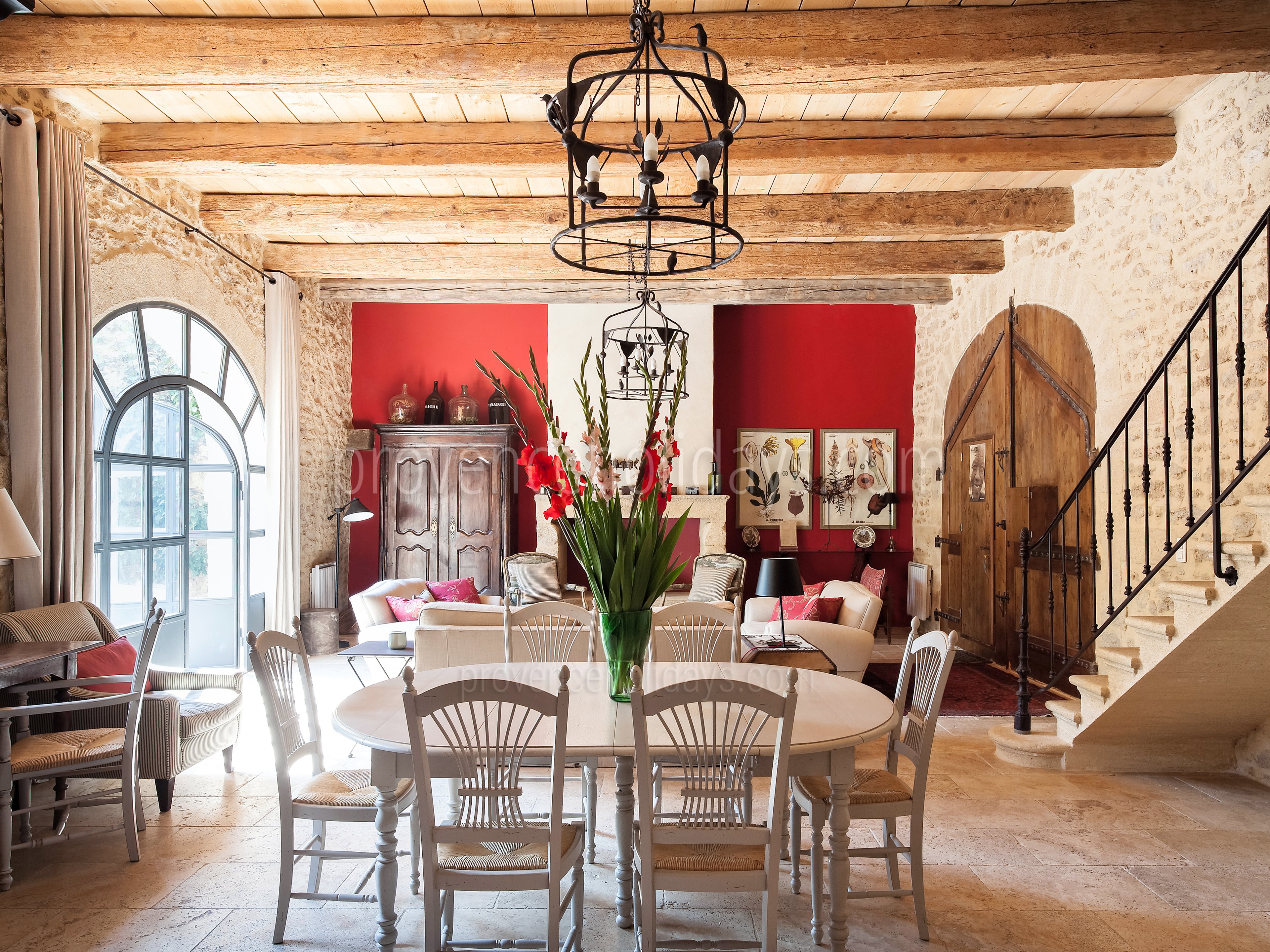 24 - Mas Pont-du-Gard: Villa: Interior