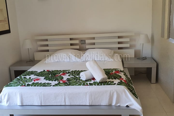9 - Villa Elina: Villa: Bedroom