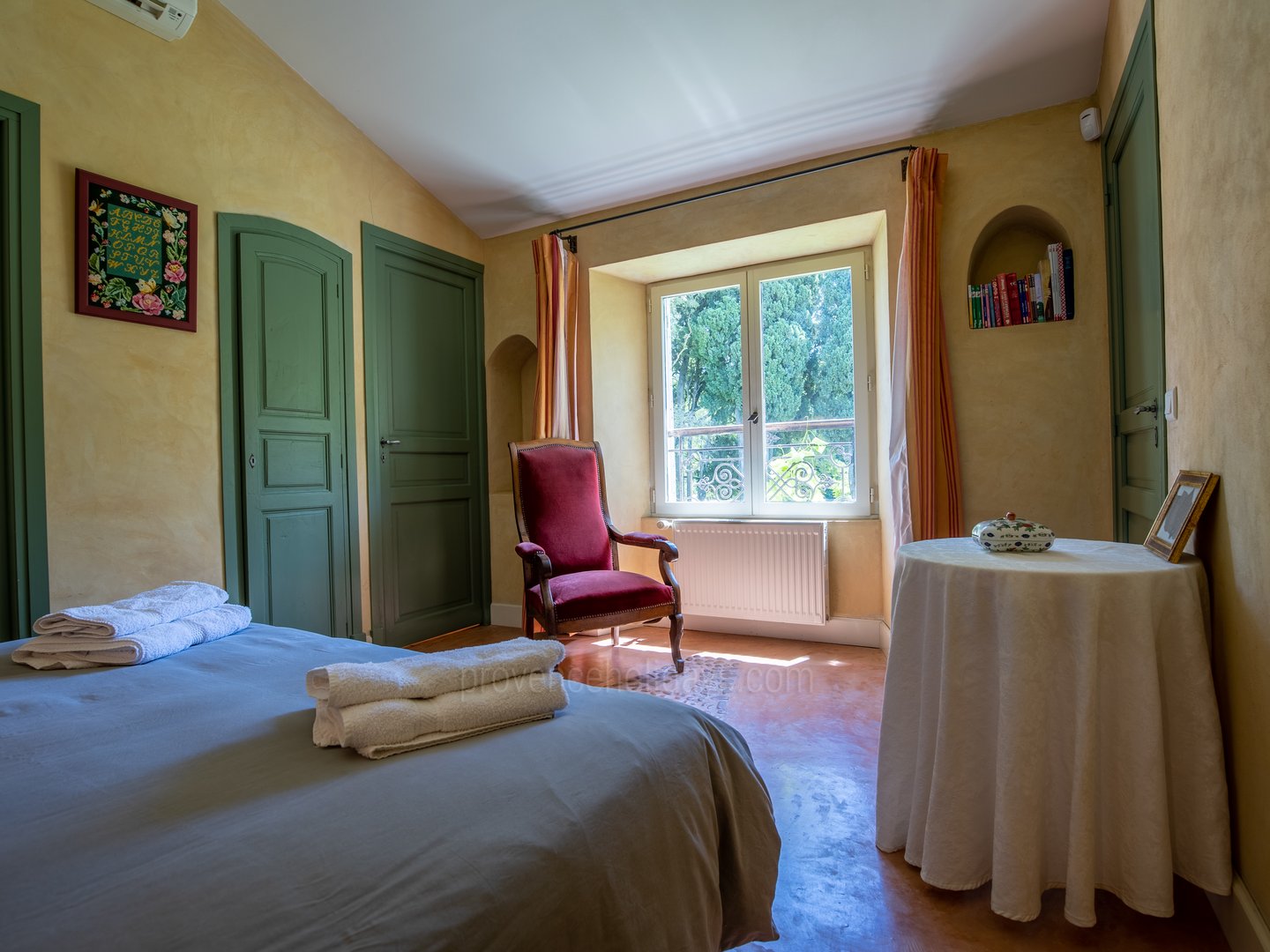 38 - Le Domaine des Cyprès: Villa: Bedroom