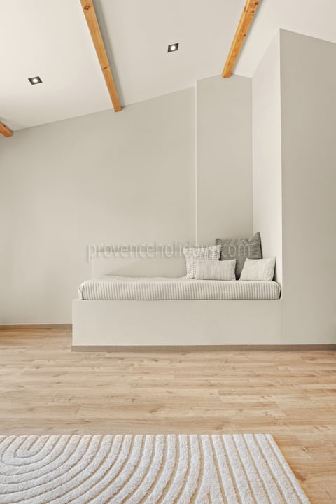 12 - Villa Caume: Villa: Interior