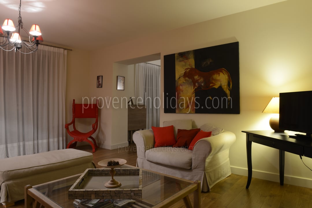 19 - Mas Audrey: Villa: Interior