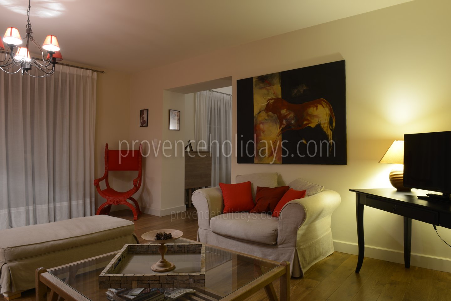 19 - Mas Audrey: Villa: Interior