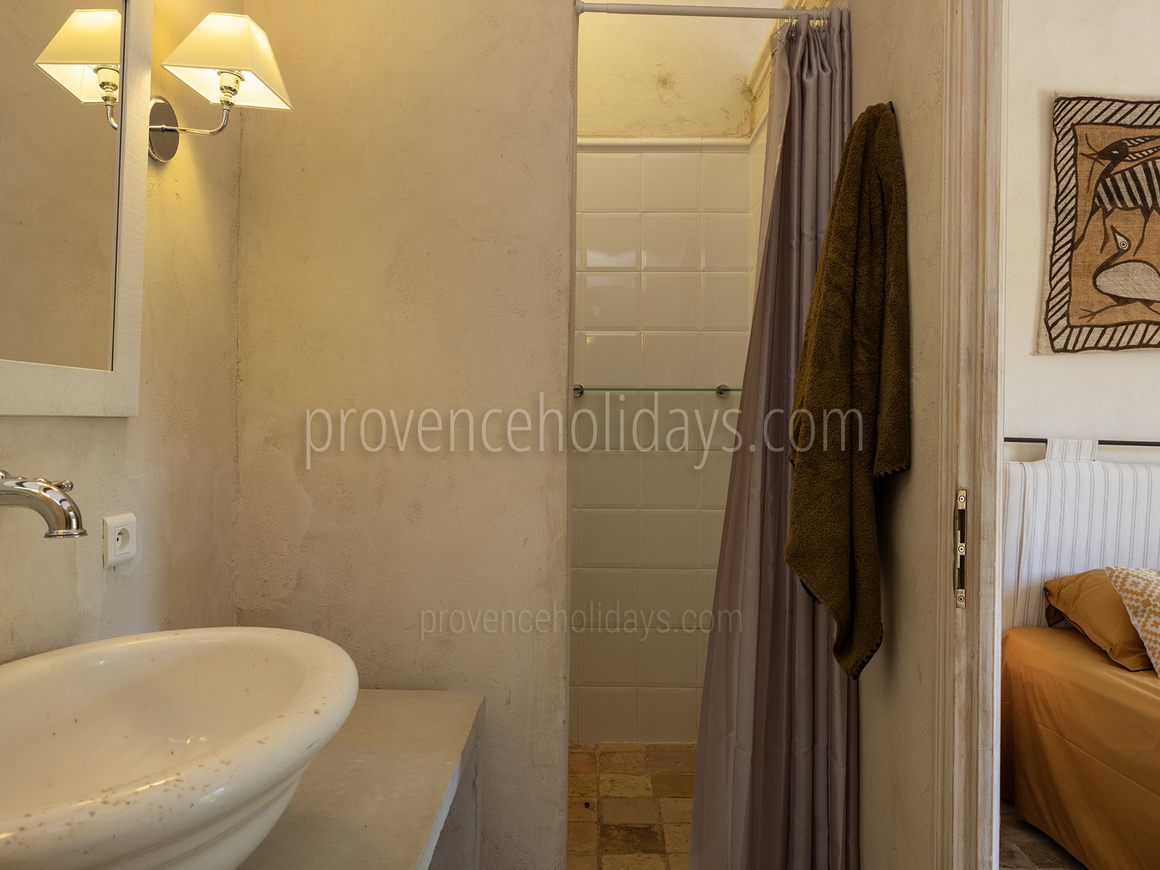 21 - Mas de Saint Véran: Villa: Bathroom