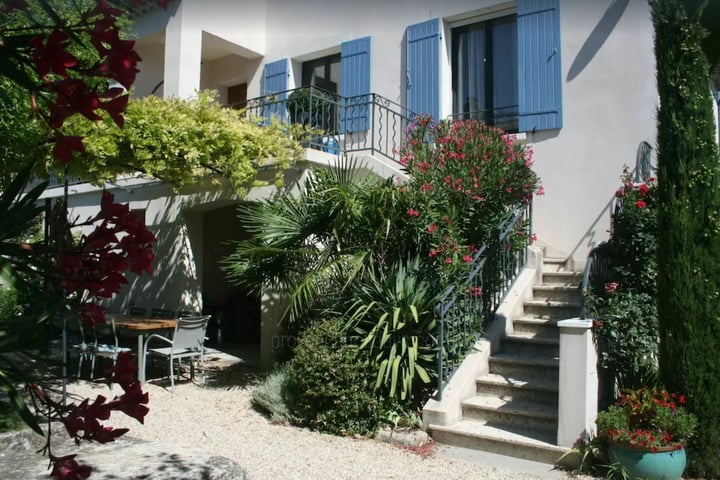 10 - Villa Alpilles: Villa: Interior