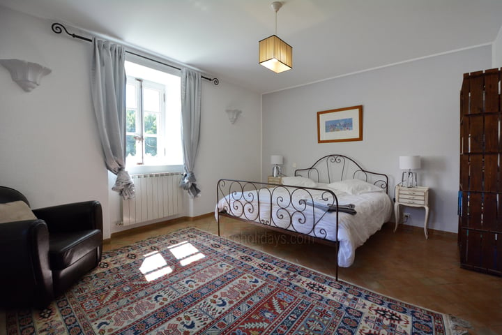 24 - Mas Carpentras: Villa: Bedroom