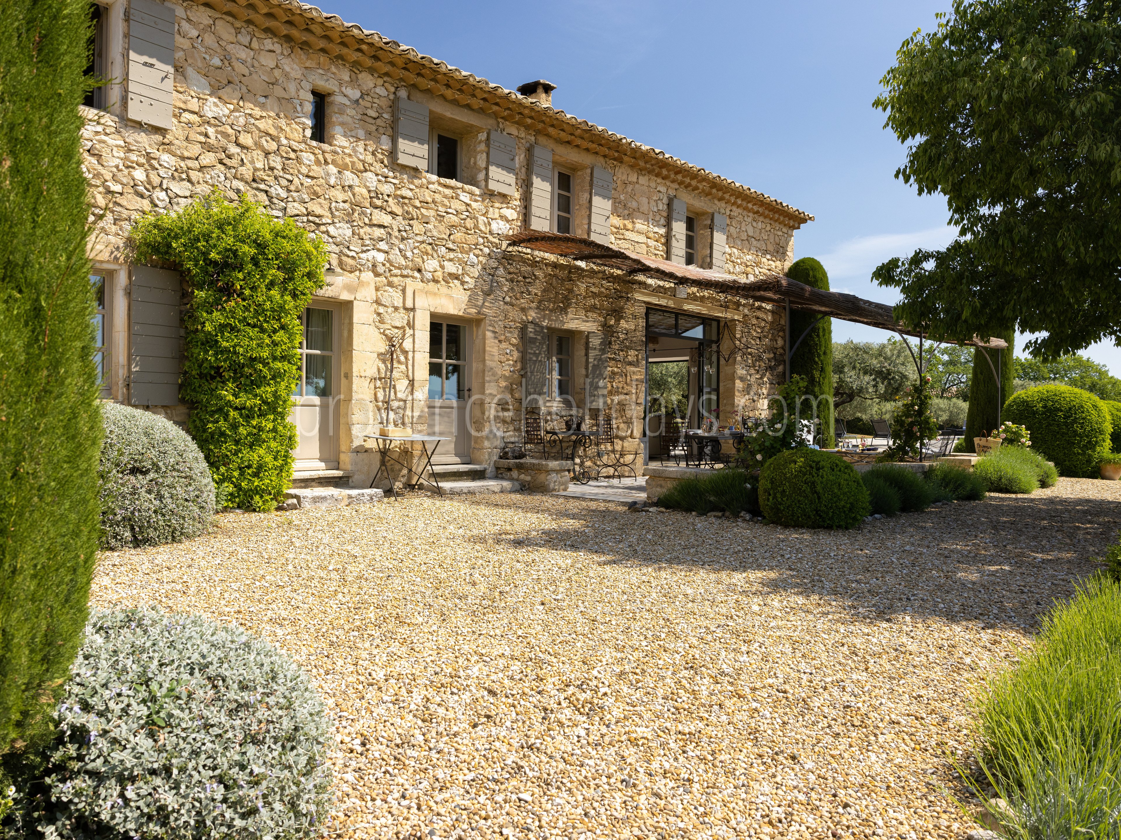 30 - Le Mas de Murs: Villa: Exterior
