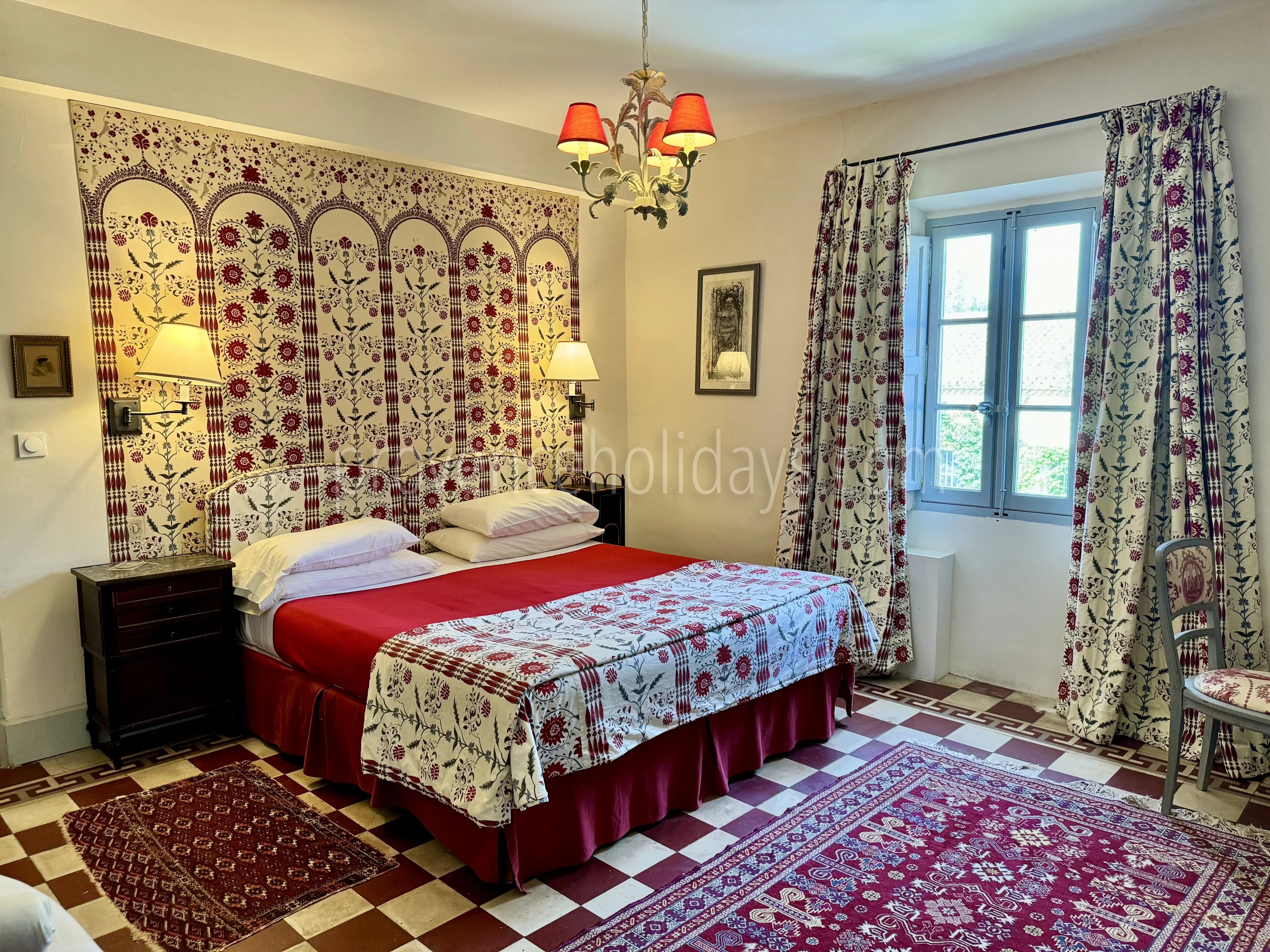 9 - Bastide in L\'Isle-sur-la-Sorgue: Villa: Bedroom