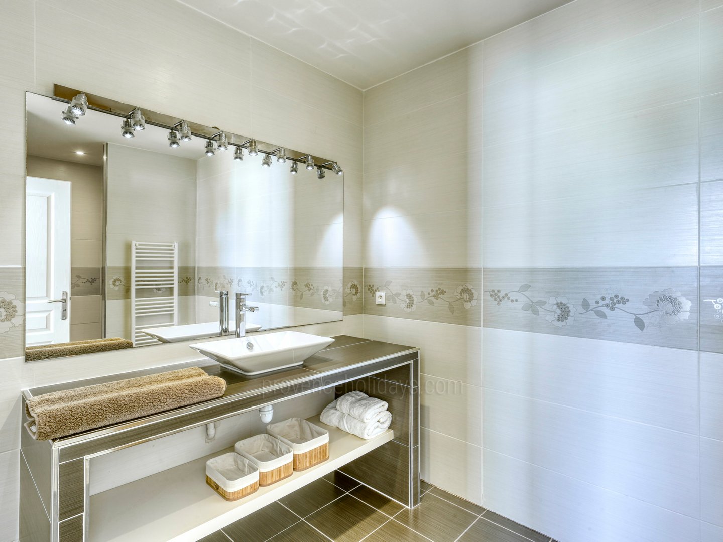 22 - Villa Céline: Villa: Bathroom