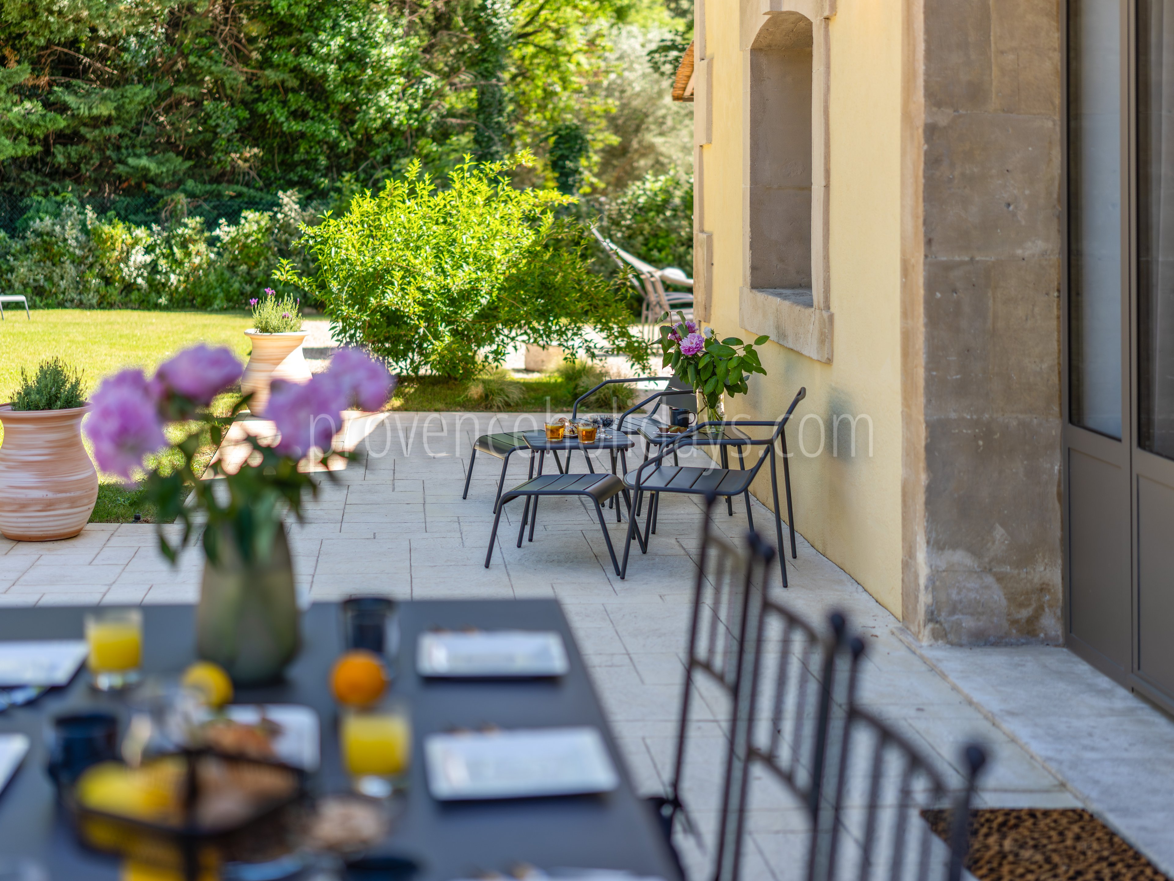 84 - Bastide Leontin: Villa: Exterior