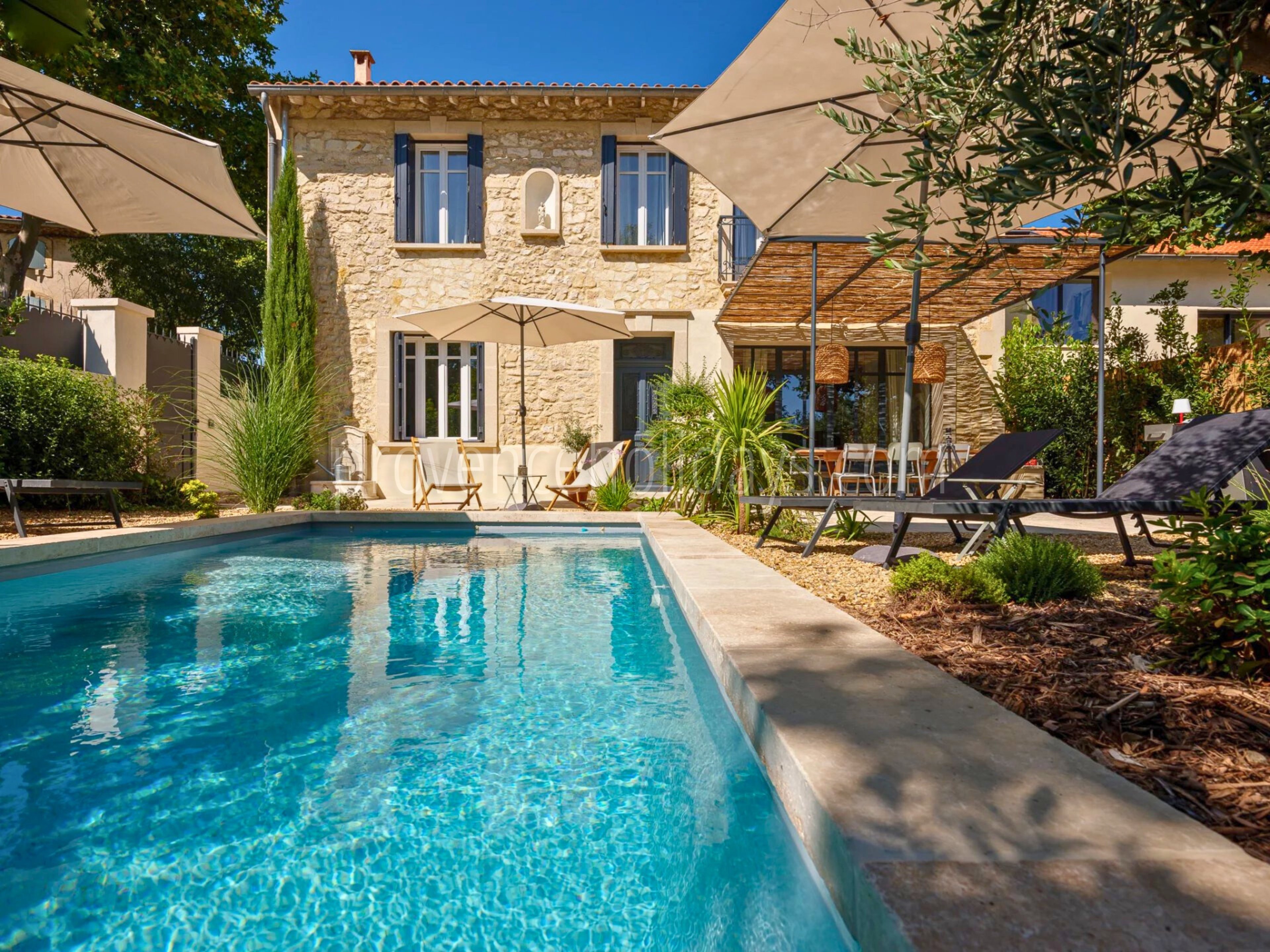 27 - L’Écrin de Maillane: Villa: Pool