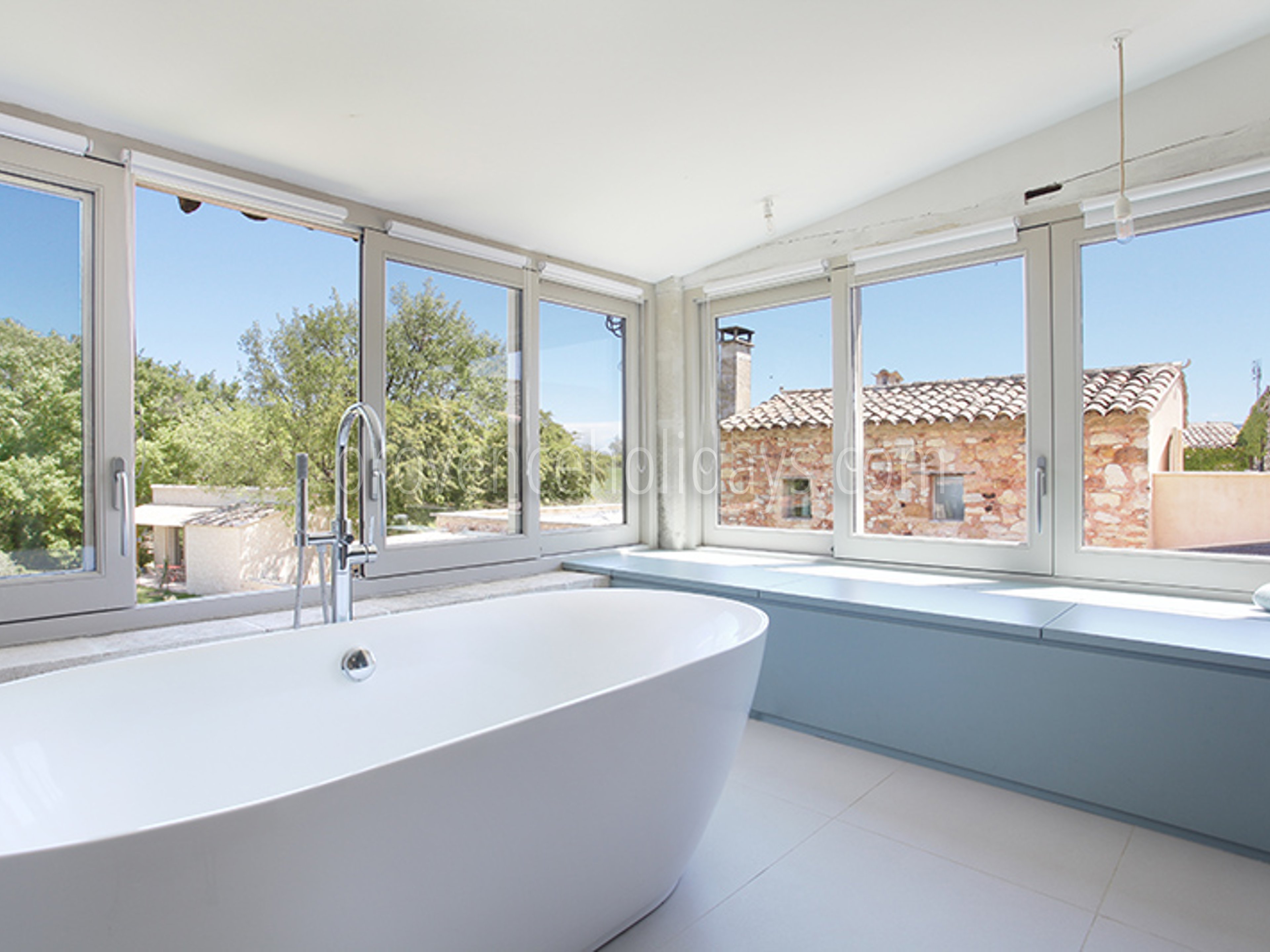 24 - Le Hameau de Goult: Villa: Bathroom 1