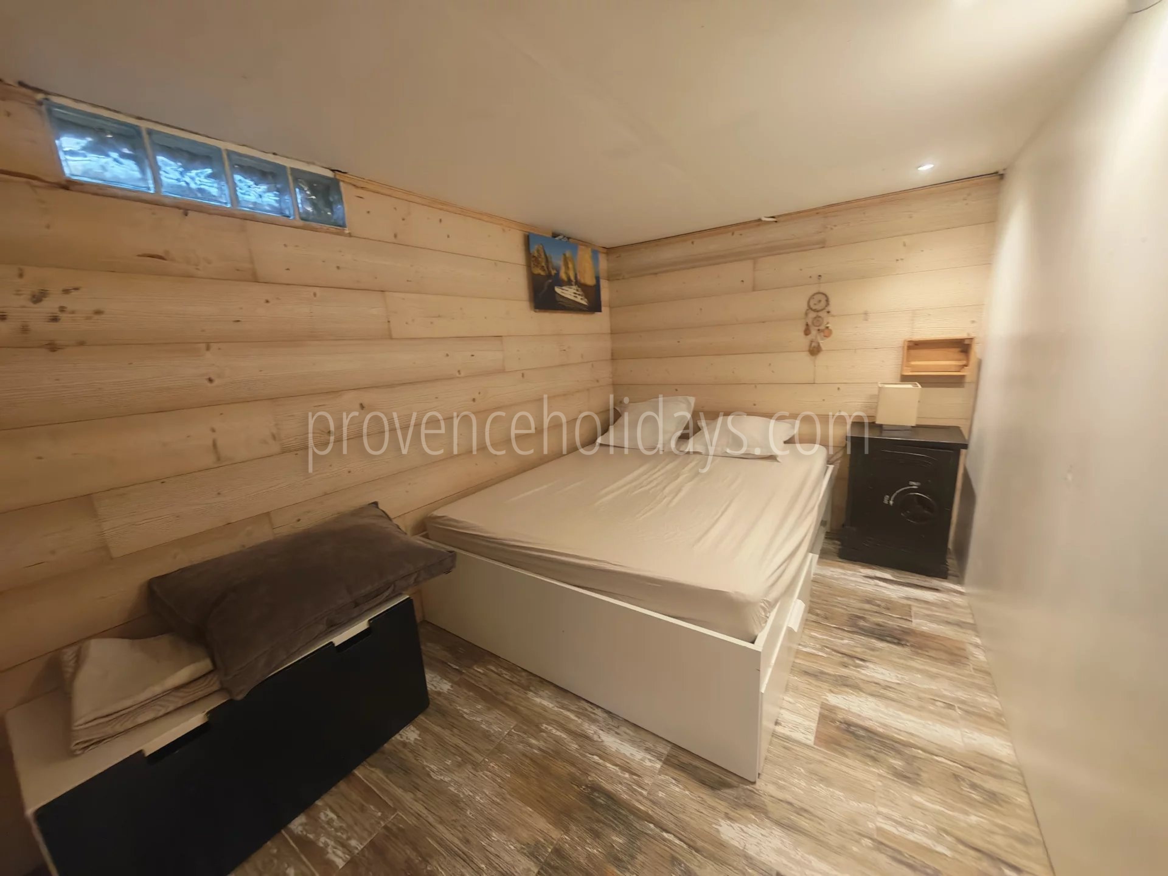 30 - Provenzalisches Haus in Grimaud: Villa: Bedroom