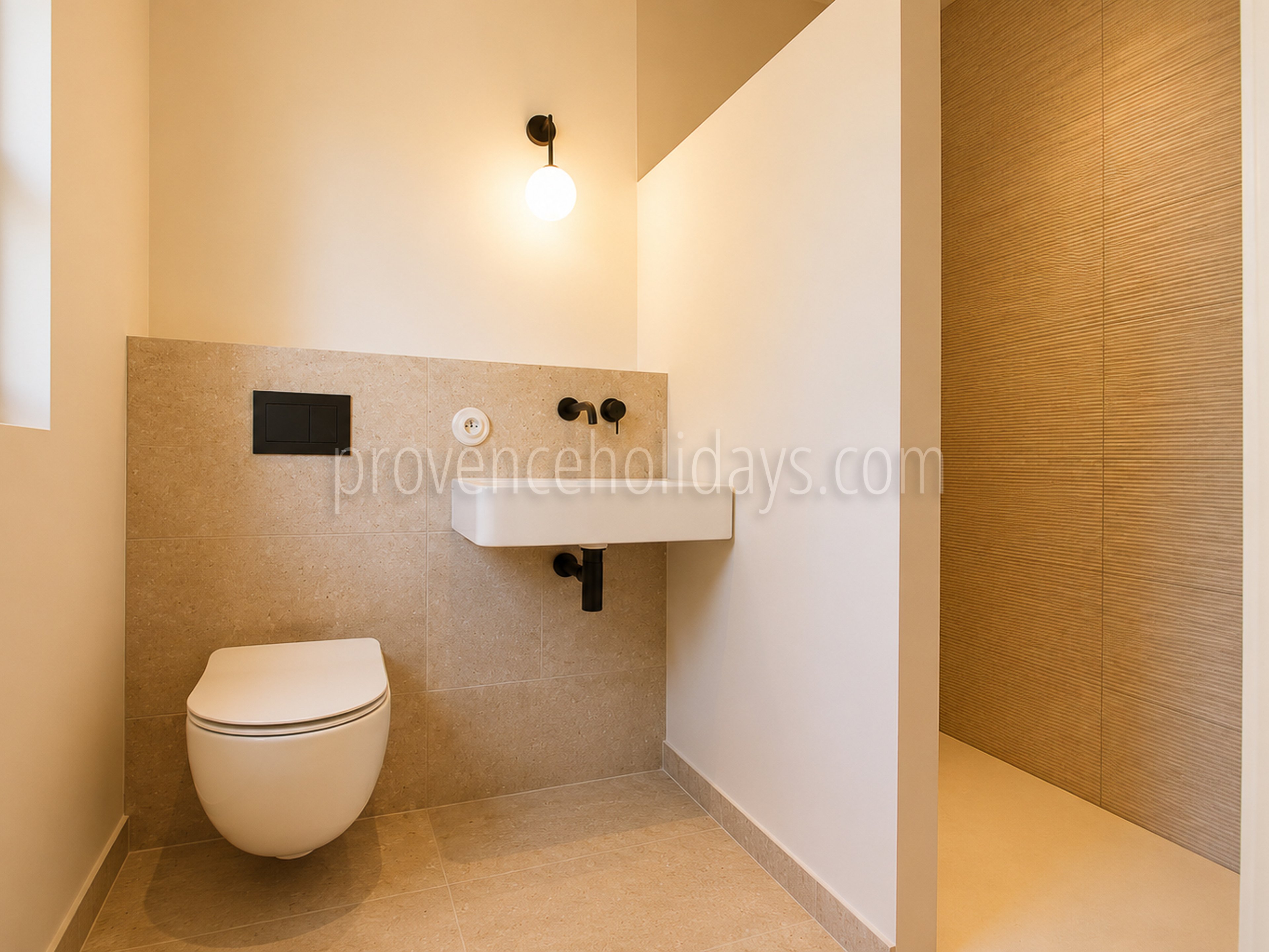 27 - Renoviertes Dorfhaus in Maussane-les-Alpilles: Villa: Bathroom