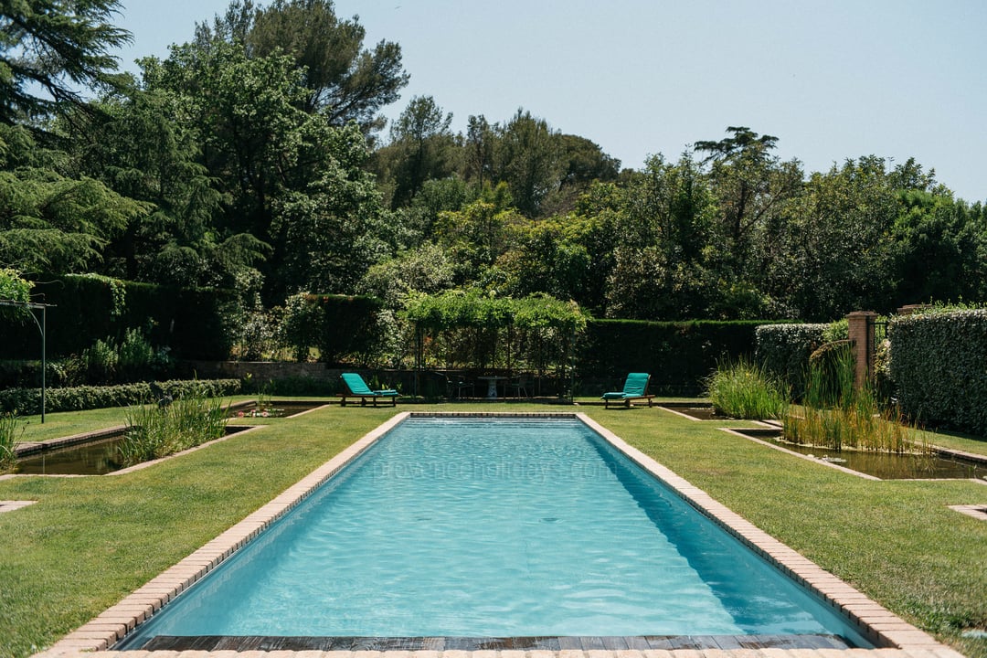 Domaine d'exception avec plage privée au Pradet - Piscine