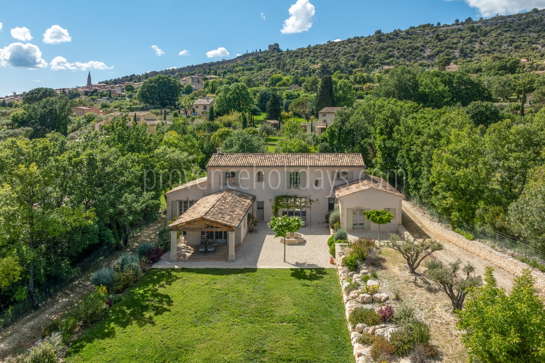 54 - Villa Fontis: Villa: Exterior