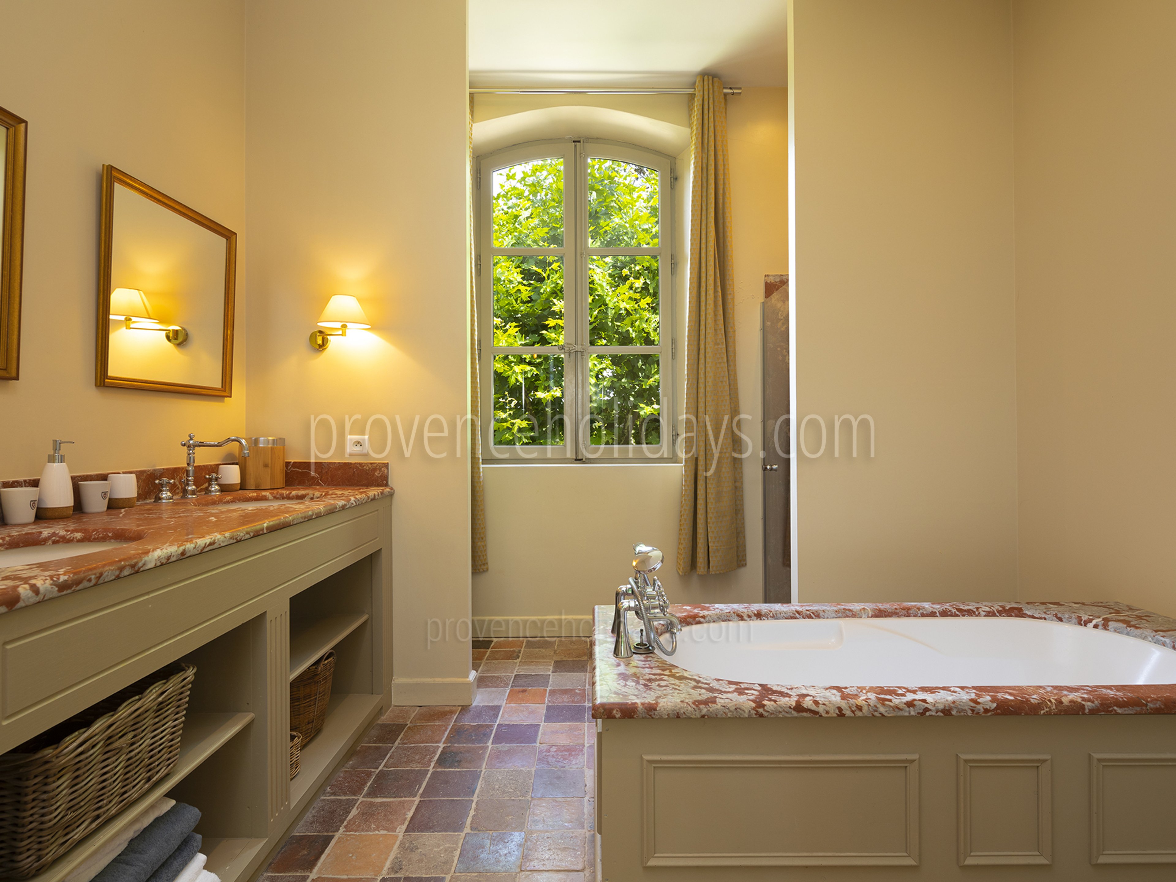 41 - Bastide de la Combe: Villa: Bathroom