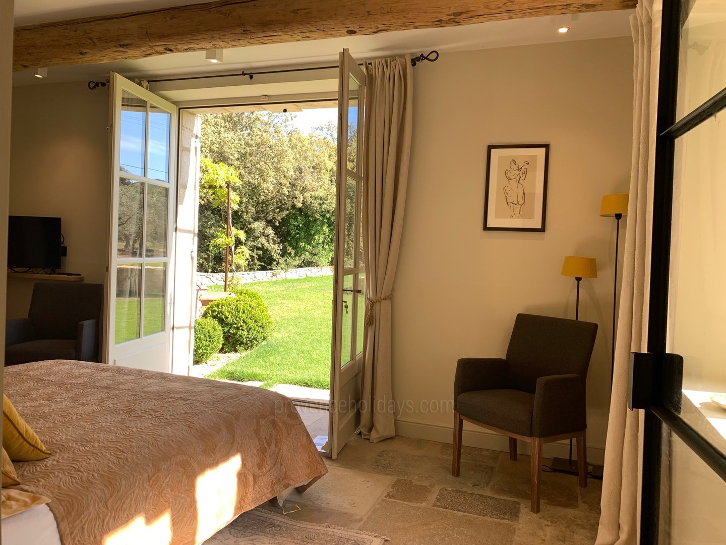 20 - Mas Eygalières: Villa: Bedroom