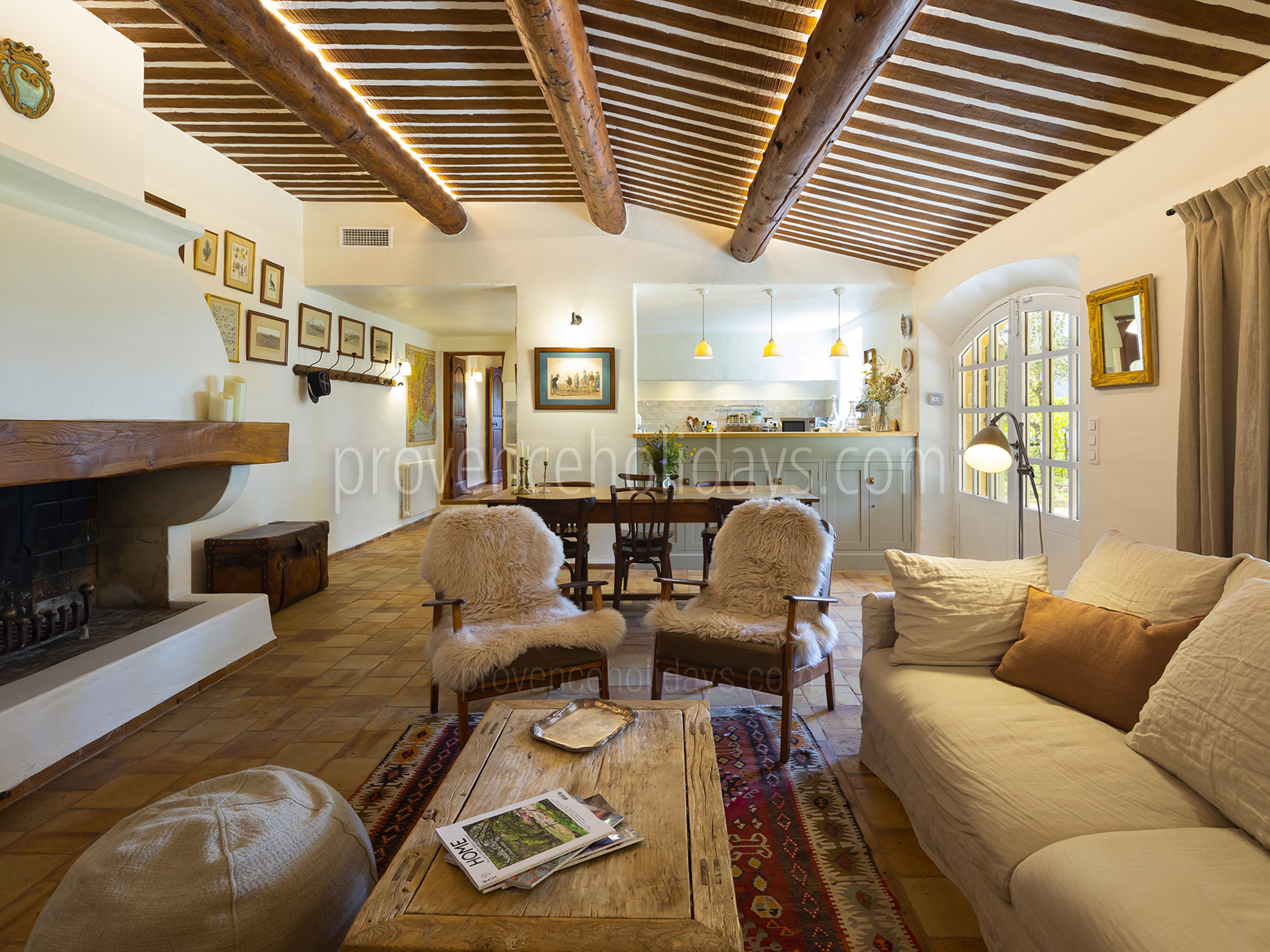 16 - Chez Cécile: Villa: Interior