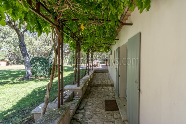 17 - Mas en Campagne: Villa: Exterior