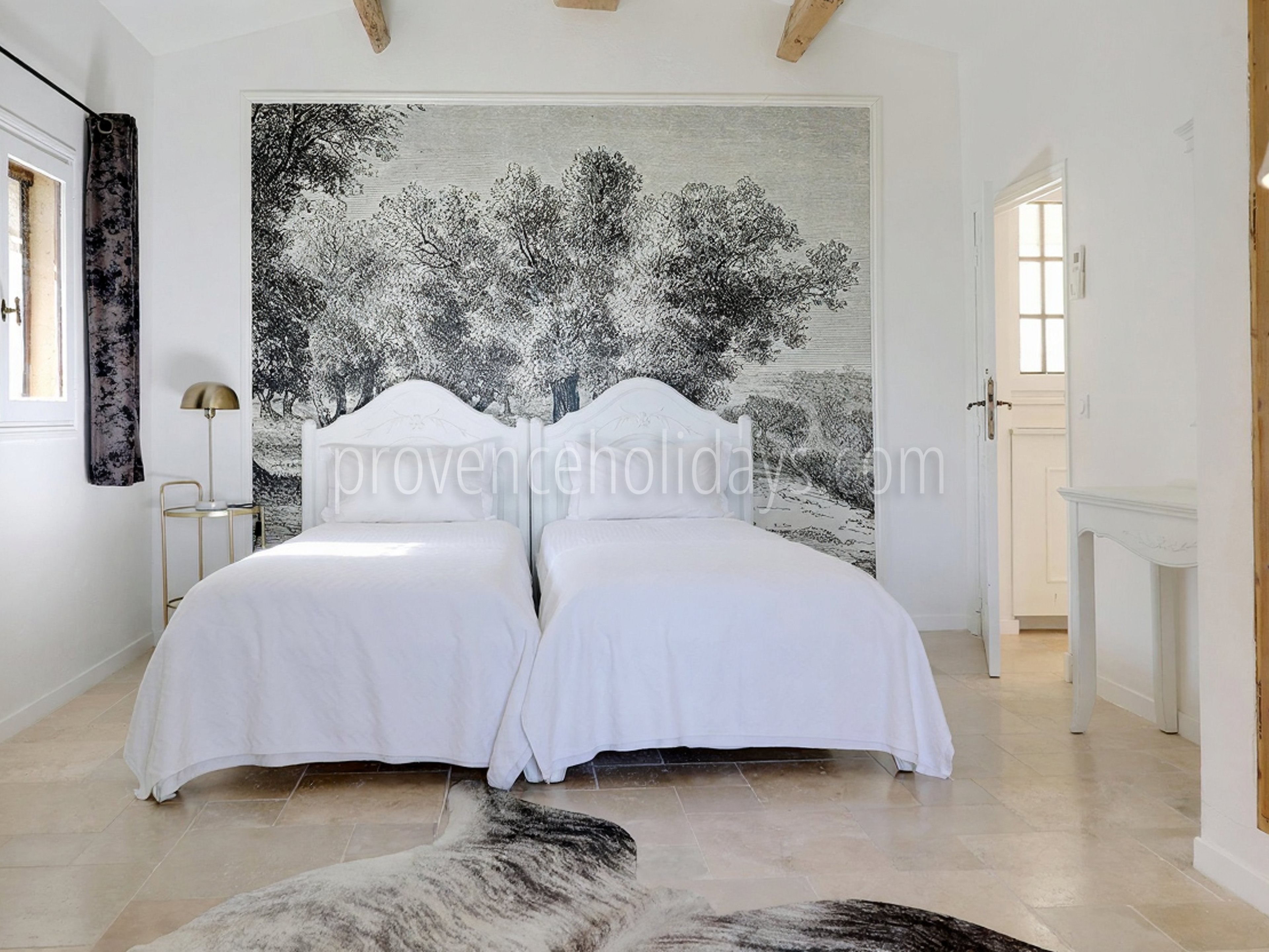 21 - Villa Caleous: Villa: Bedroom