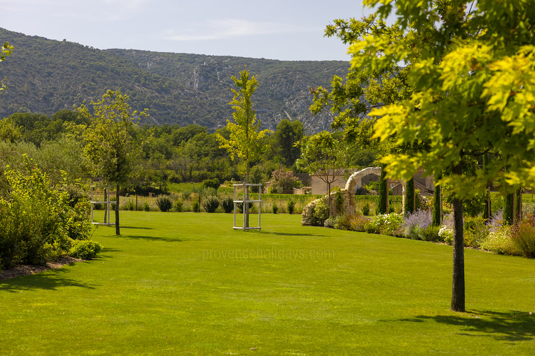 Außergewöhnliches Anwesen im Luberon mit Panoramablick und herausragender Einrichtung Grand Mas d\'Oppède - 2