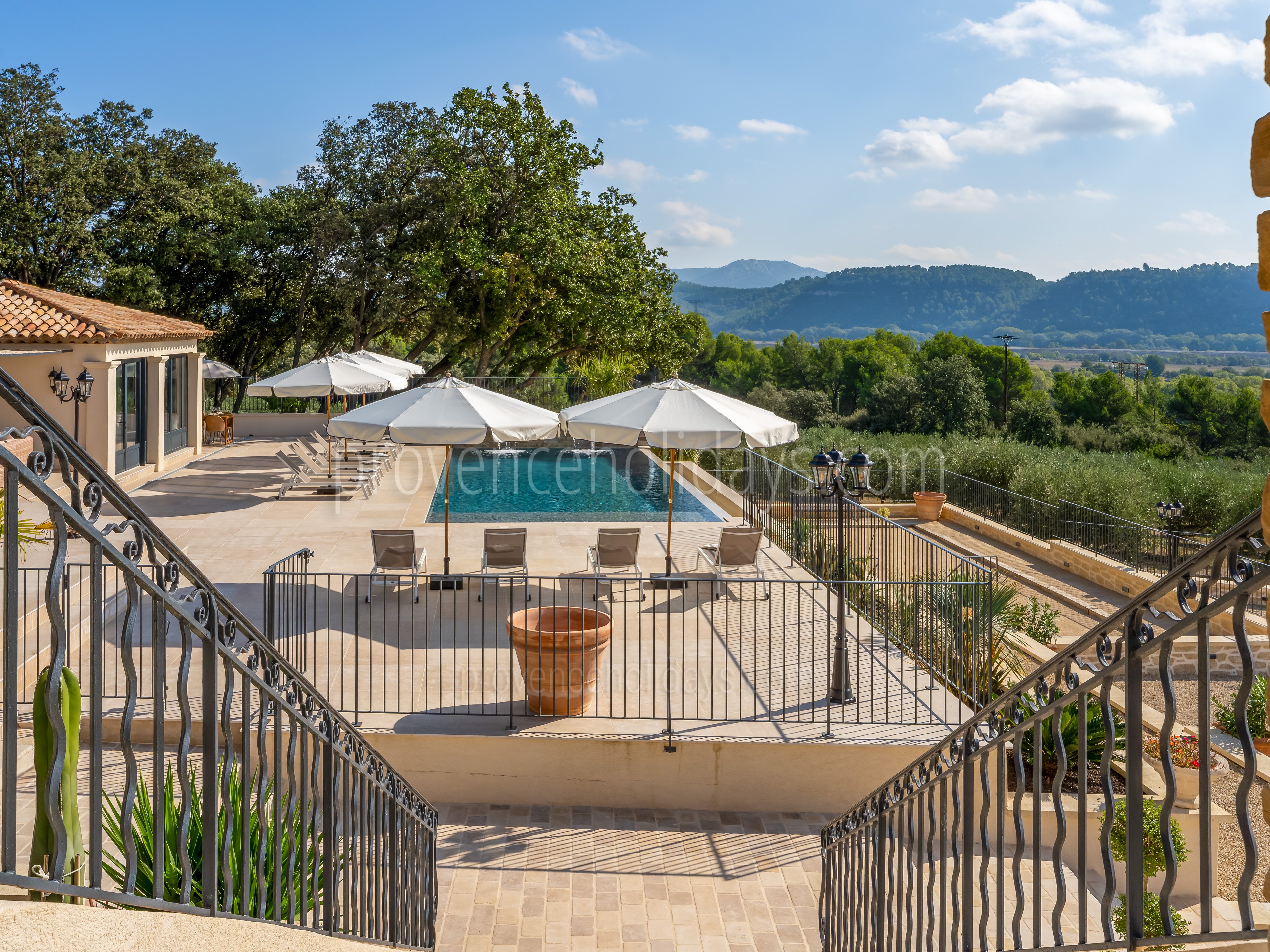 19 - Villa des Estrets: Villa: Exterior