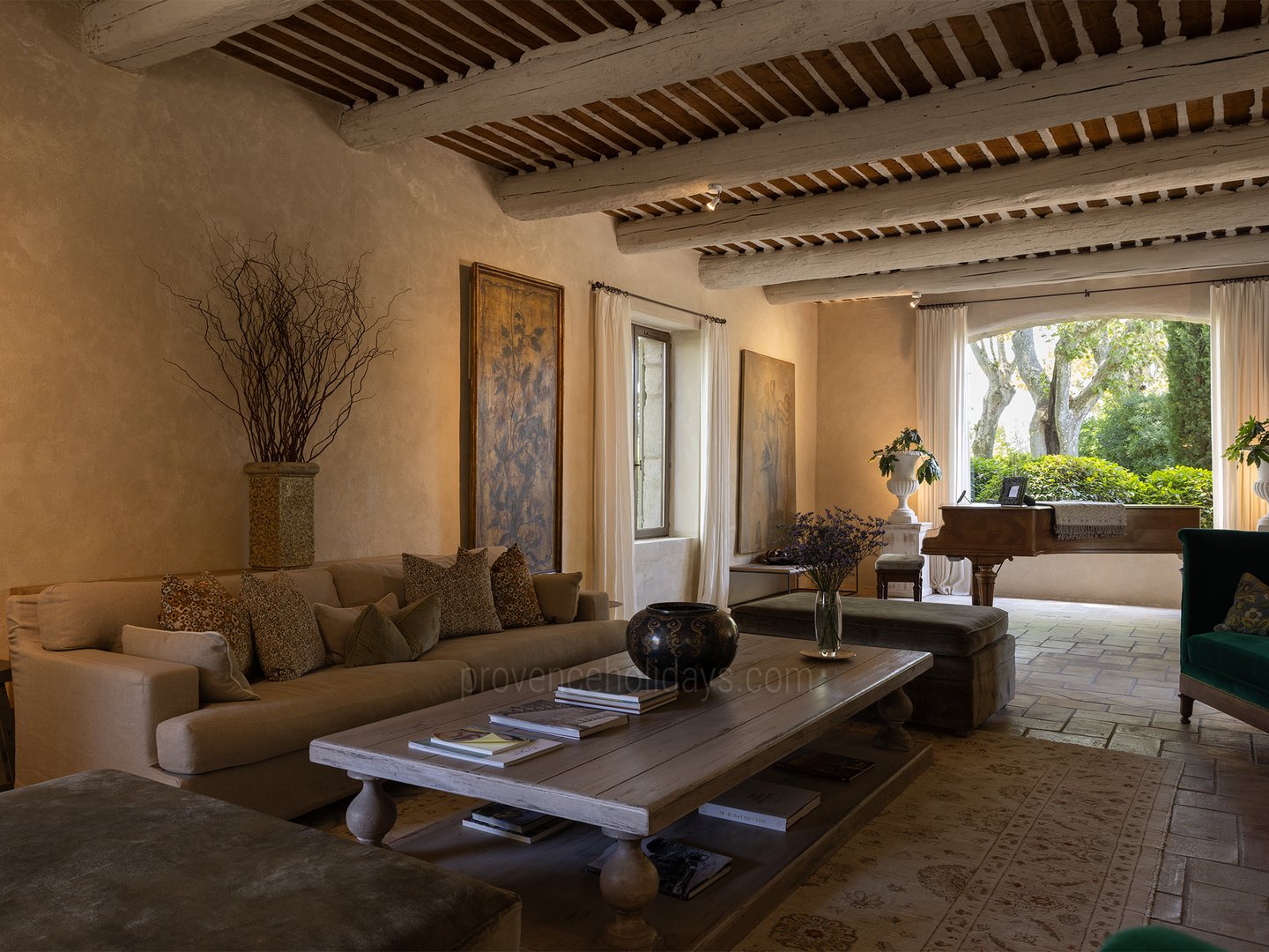 6 - Bastide Provençale: Villa: Interior