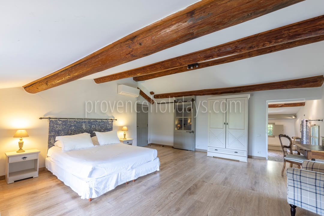 21 - La Grande Bastide d\'Ocre: Villa: Bedroom 4