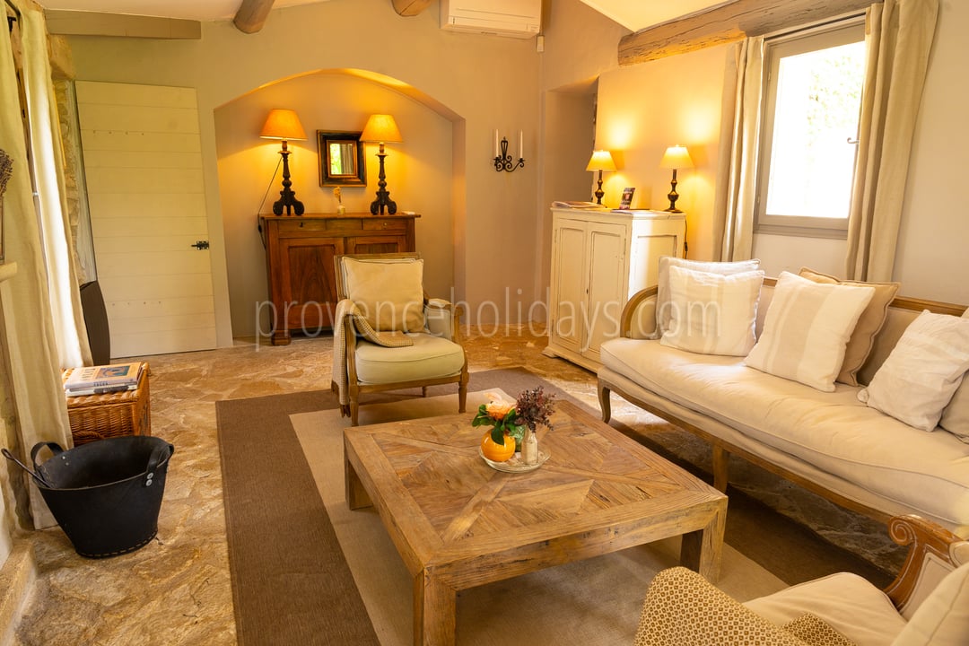 15 - Le Cottage: Villa: Interior