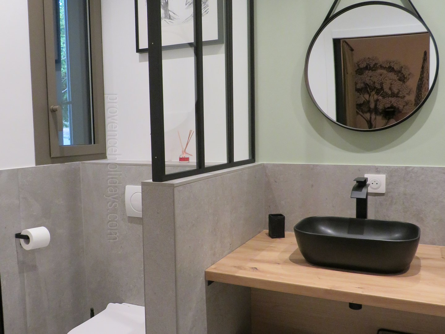 33 - Bastide Leontin: Villa: Bathroom