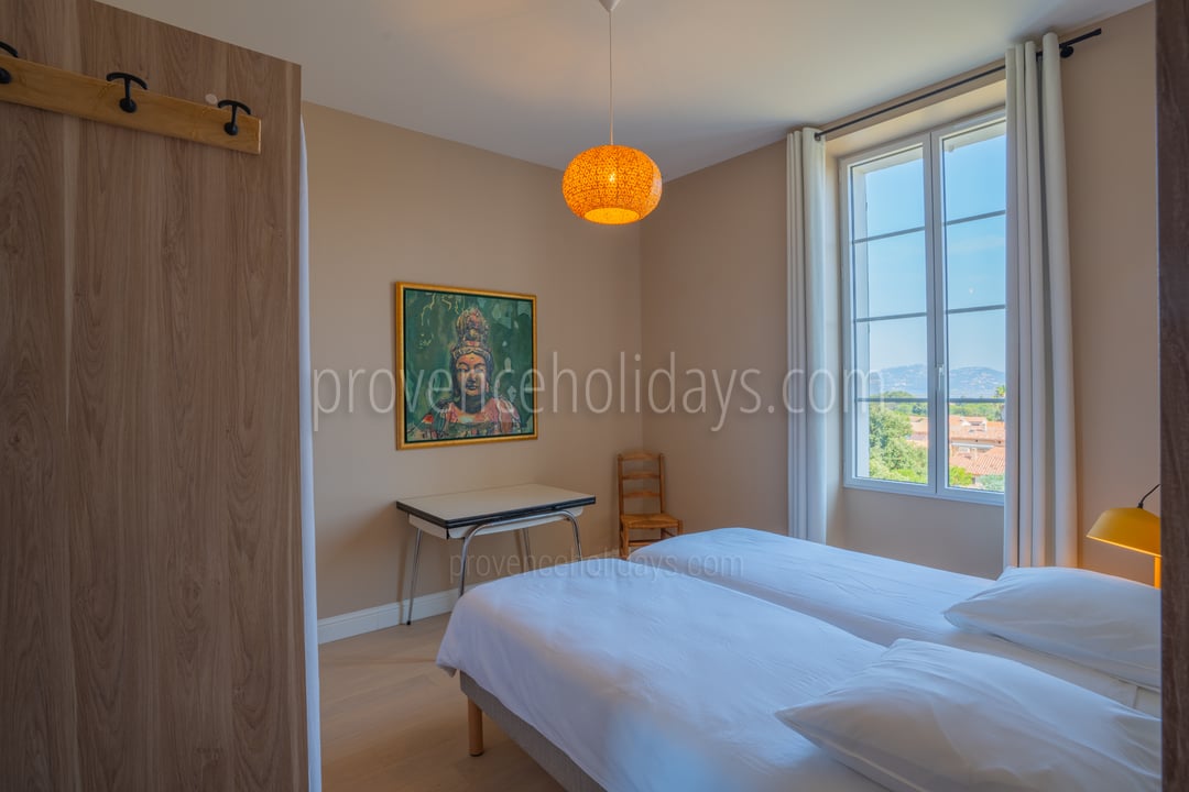 23 - Bastidon: Villa: Bedroom