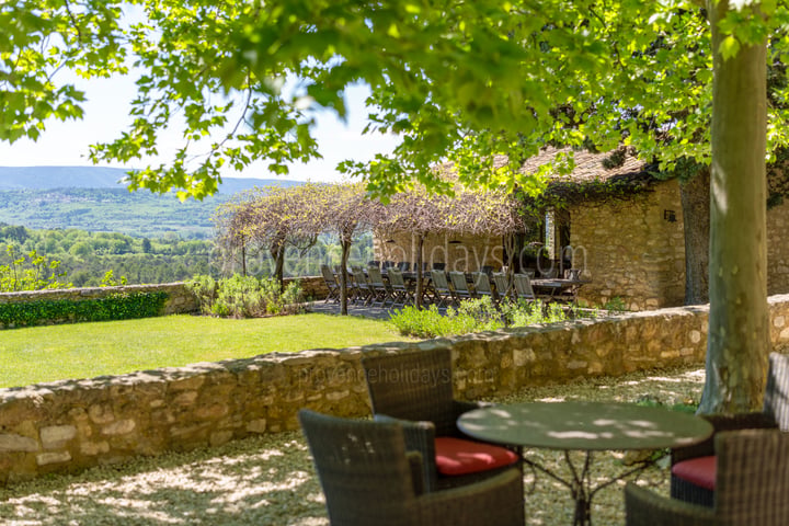17 - Le Mas des Vignes: Villa: Exterior