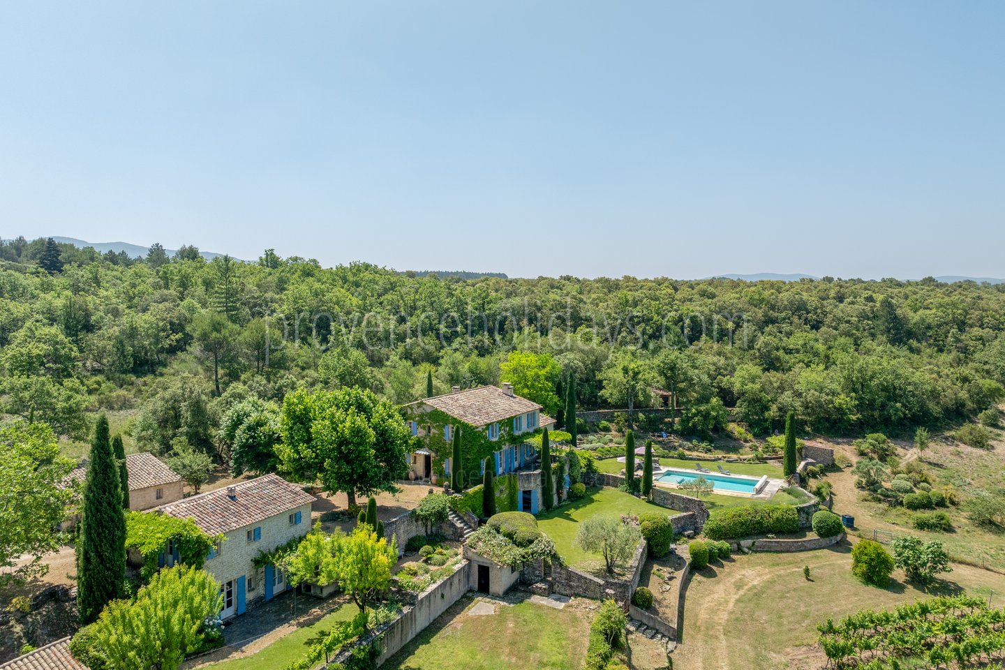 33 - Le Mas de Bonnieux: Villa: Exterior