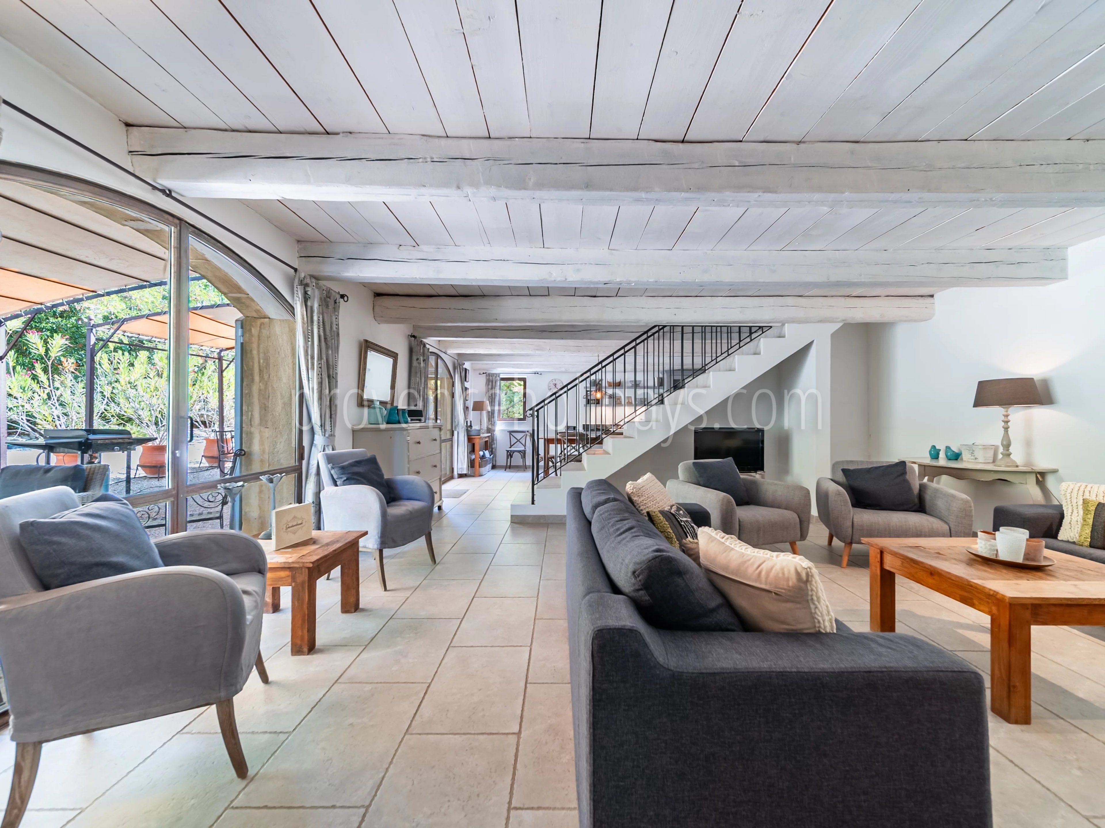 8 - Hameau en pierre à L\'Isle-sur-la-Sorgue: Villa: Interior
