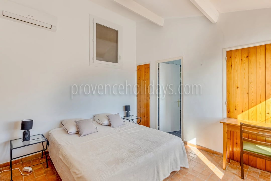 32 - Te renoveren villa in Rayol-Canadel-sur-Mer: Villa: Bedroom