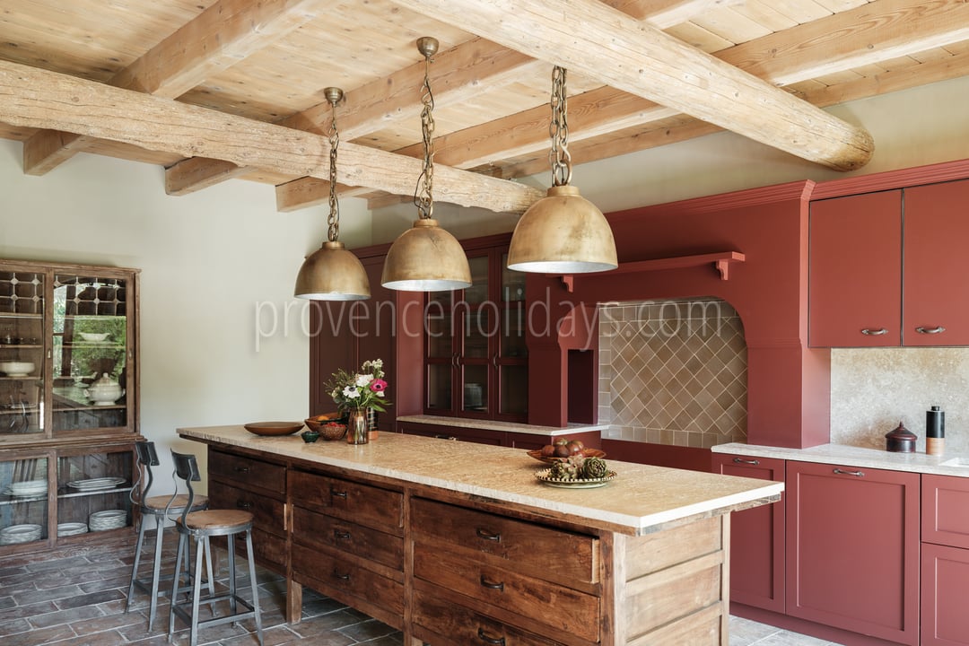 22 - Mas des Oliviers: Villa: Interior
