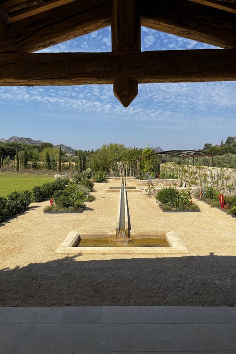 5 - Provençal mas in Eygalières: Villa: Exterior