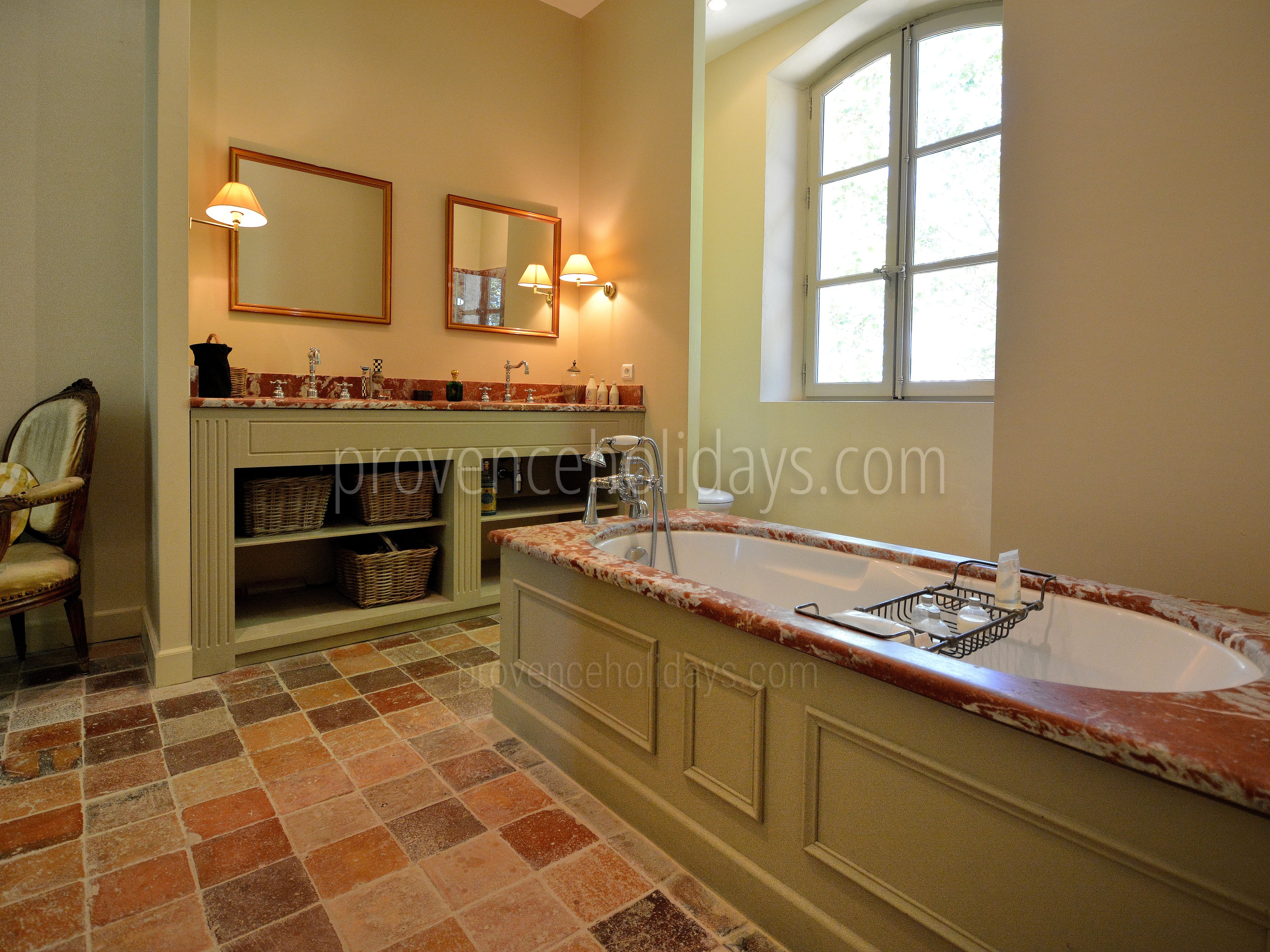 42 - Bastide de la Combe: Villa: Bathroom