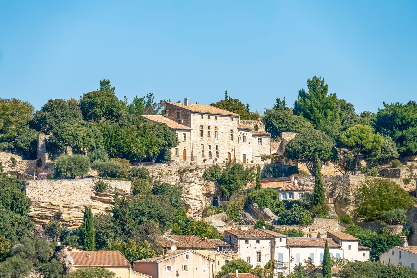 24 - Château de la Roque: Villa: Exterior